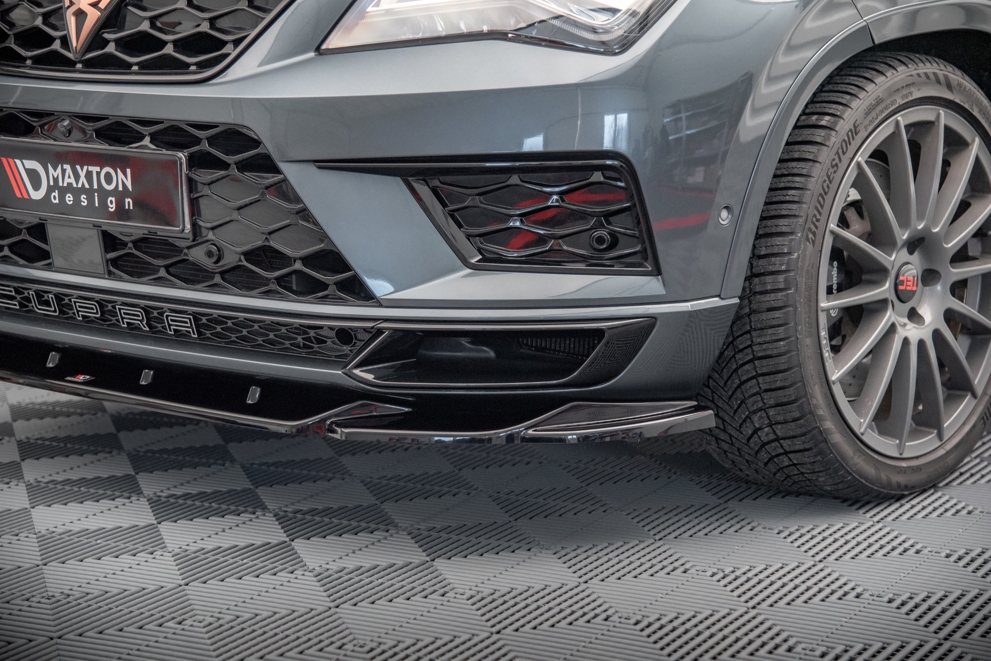 Front Splitter V.2 Cupra Ateca Mk1 - Image 4