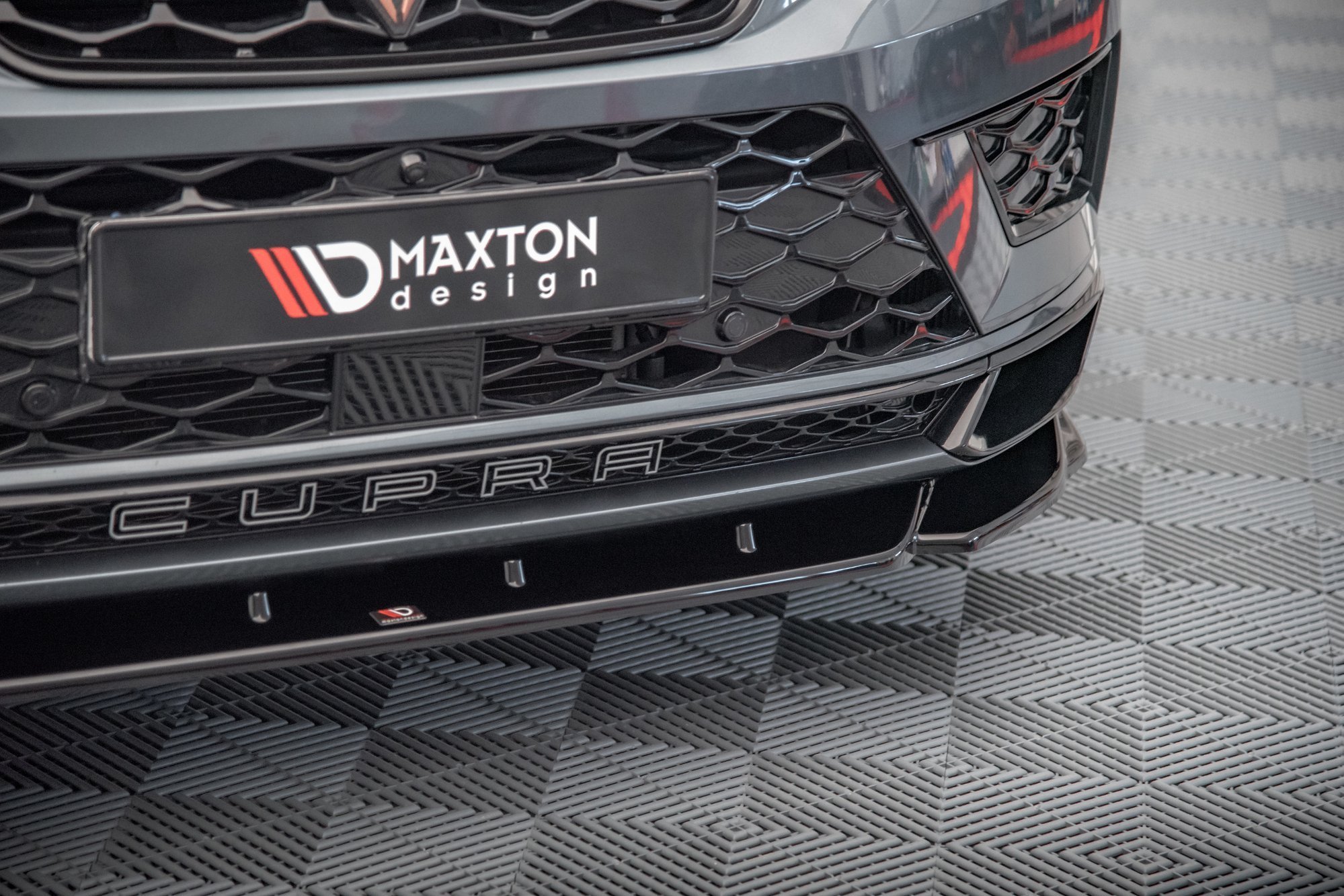 Front Splitter V.2 Cupra Ateca Mk1 - Image 5