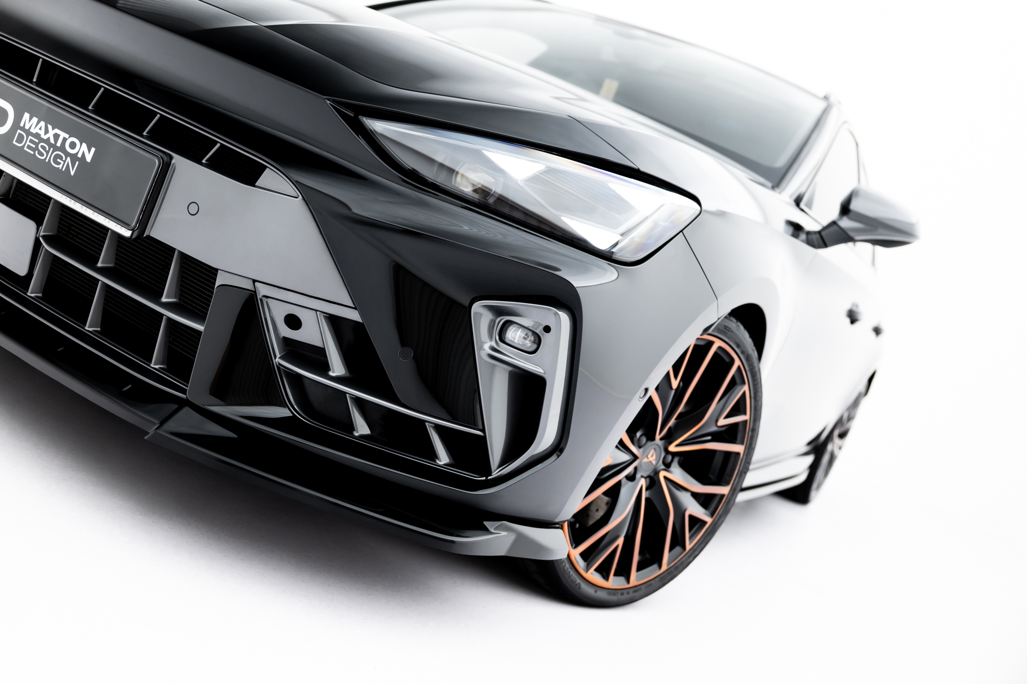 Front Splitter V.2 Cupra Leon ST / Hatchback Mk1 Facelift - Image 2