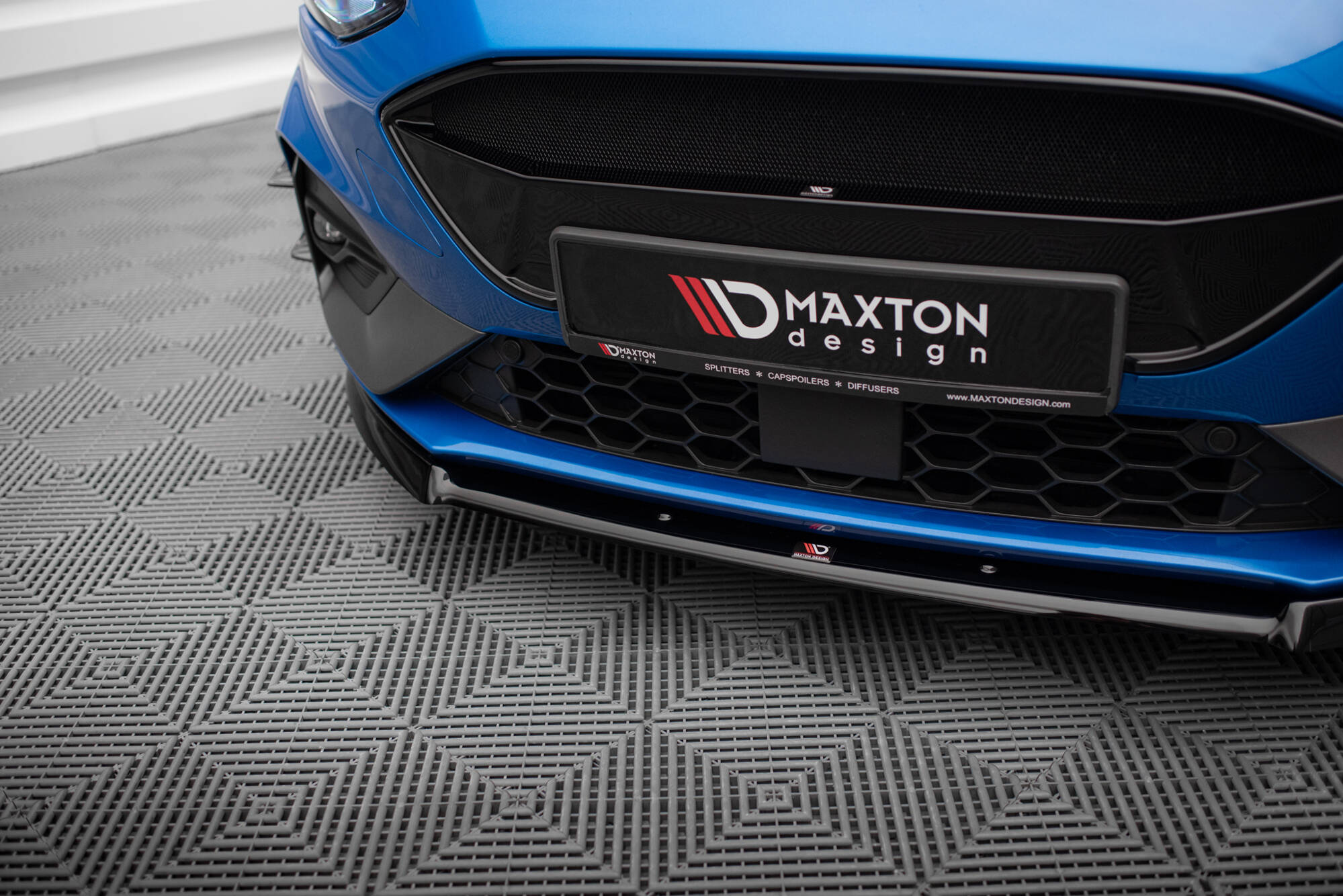 Front Splitter V.2 Ford Focus ST / ST-Line Mk4 - Image 3