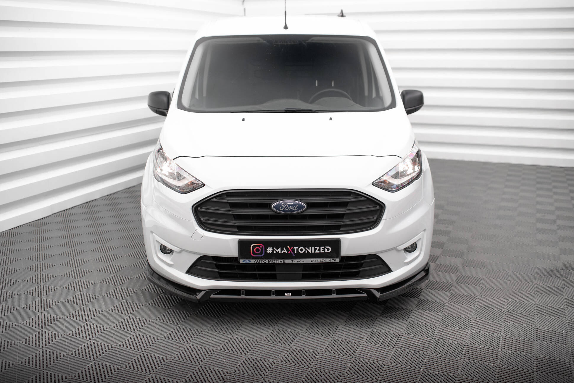 Front Splitter V.2 Ford Transit Connect Mk2 Facelift - Image 2