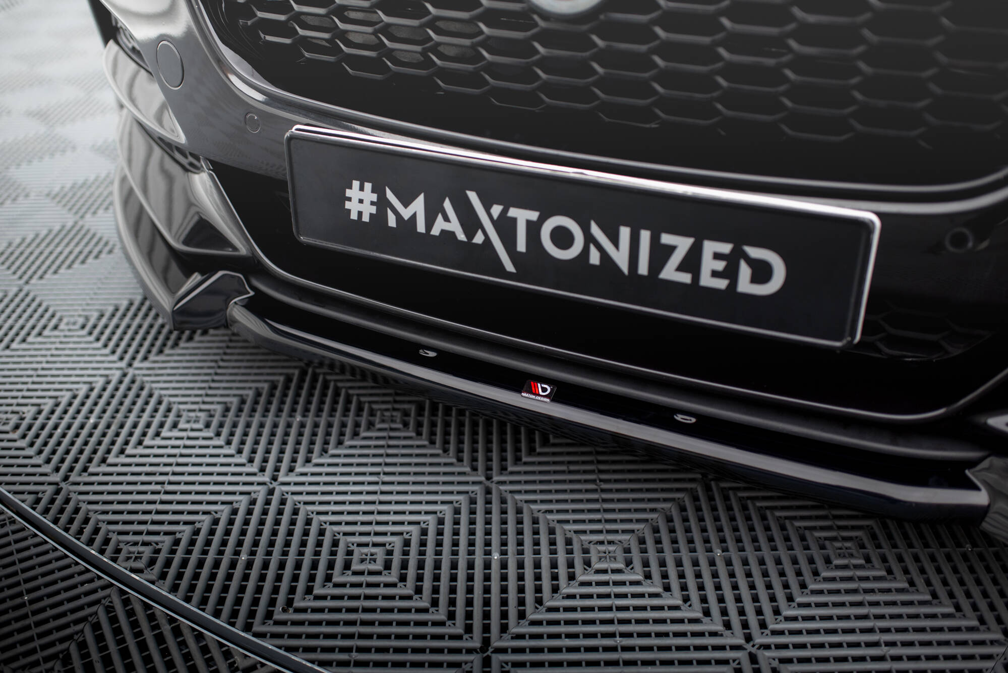 Front Splitter V.2 Jaguar XE X760 Facelift - Image 3