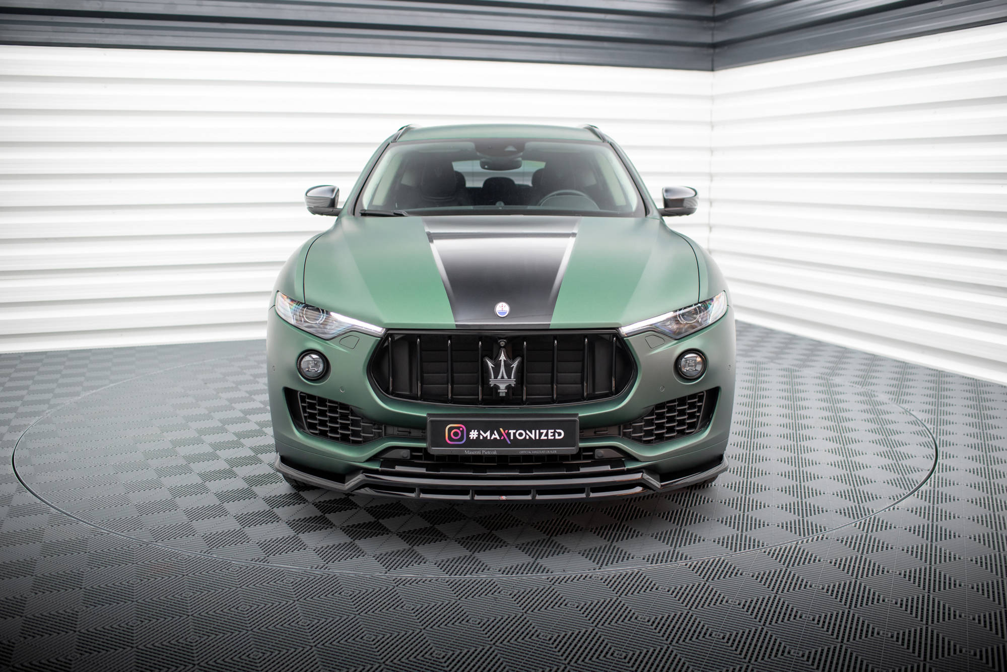 Front Splitter V.2 Maserati Levante Mk1 - Image 2
