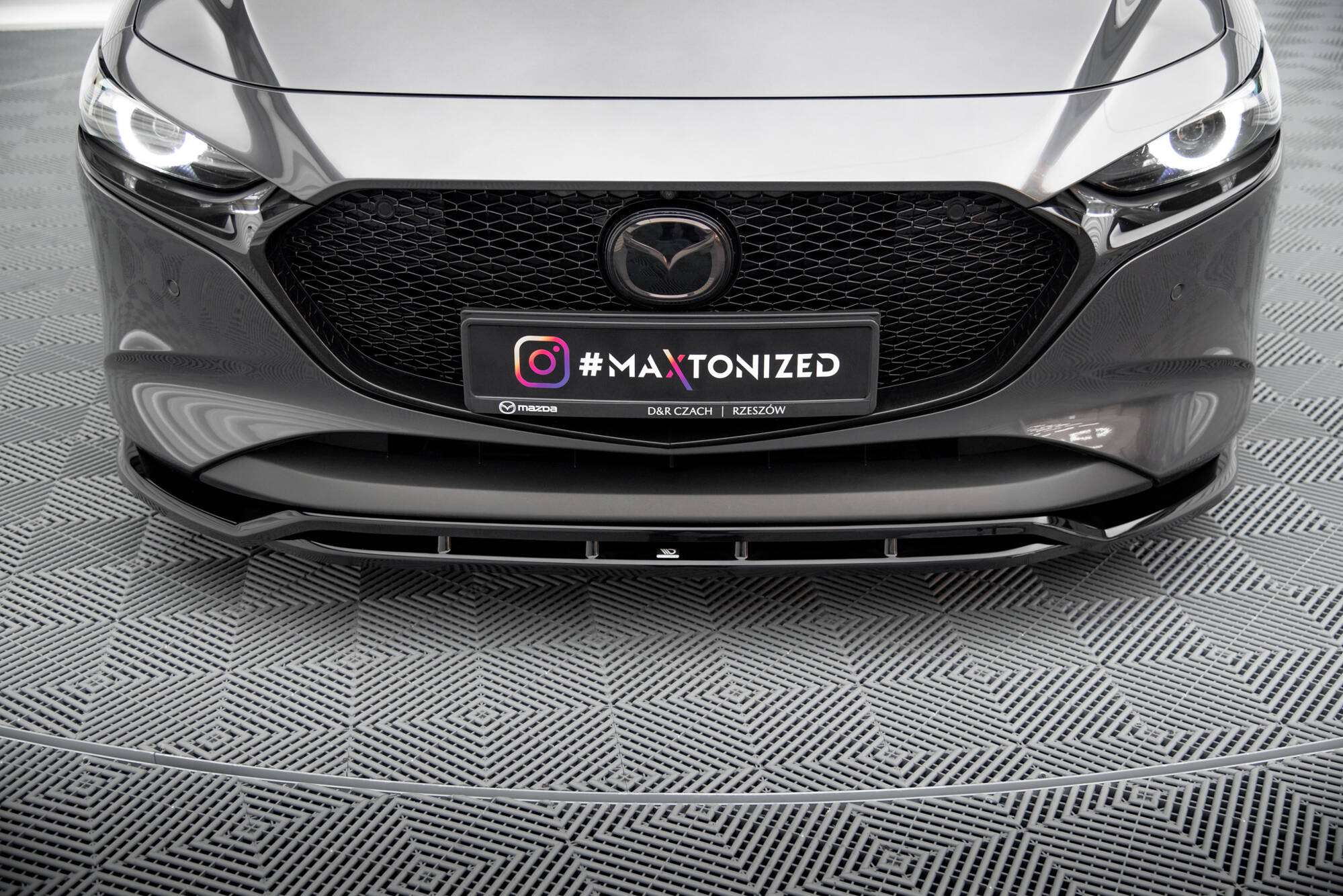 Front Splitter V.2 Mazda 3 Mk4 - Image 2