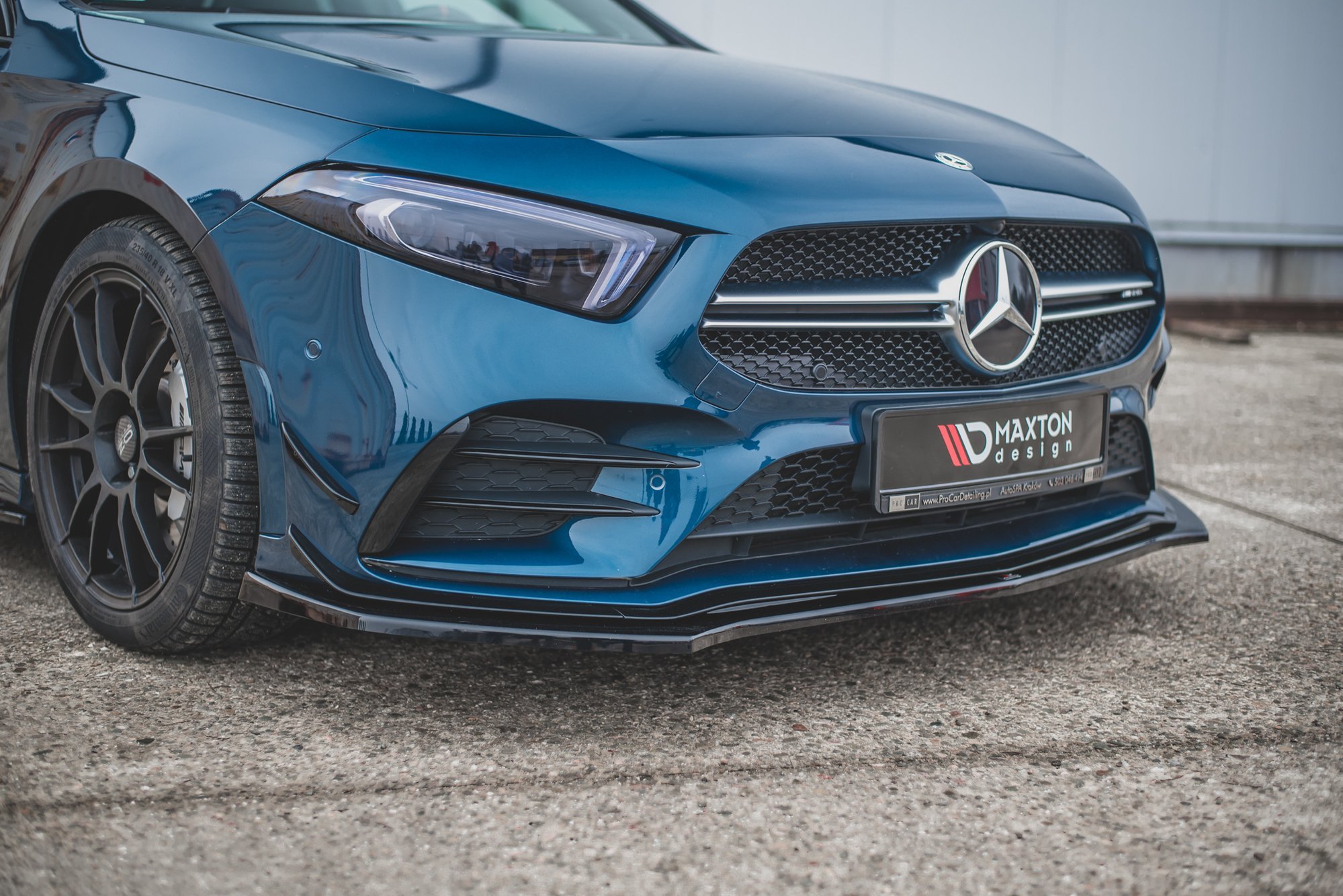 Front Splitter V.2 Mercedes A35 AMG Aero W177 - Image 3