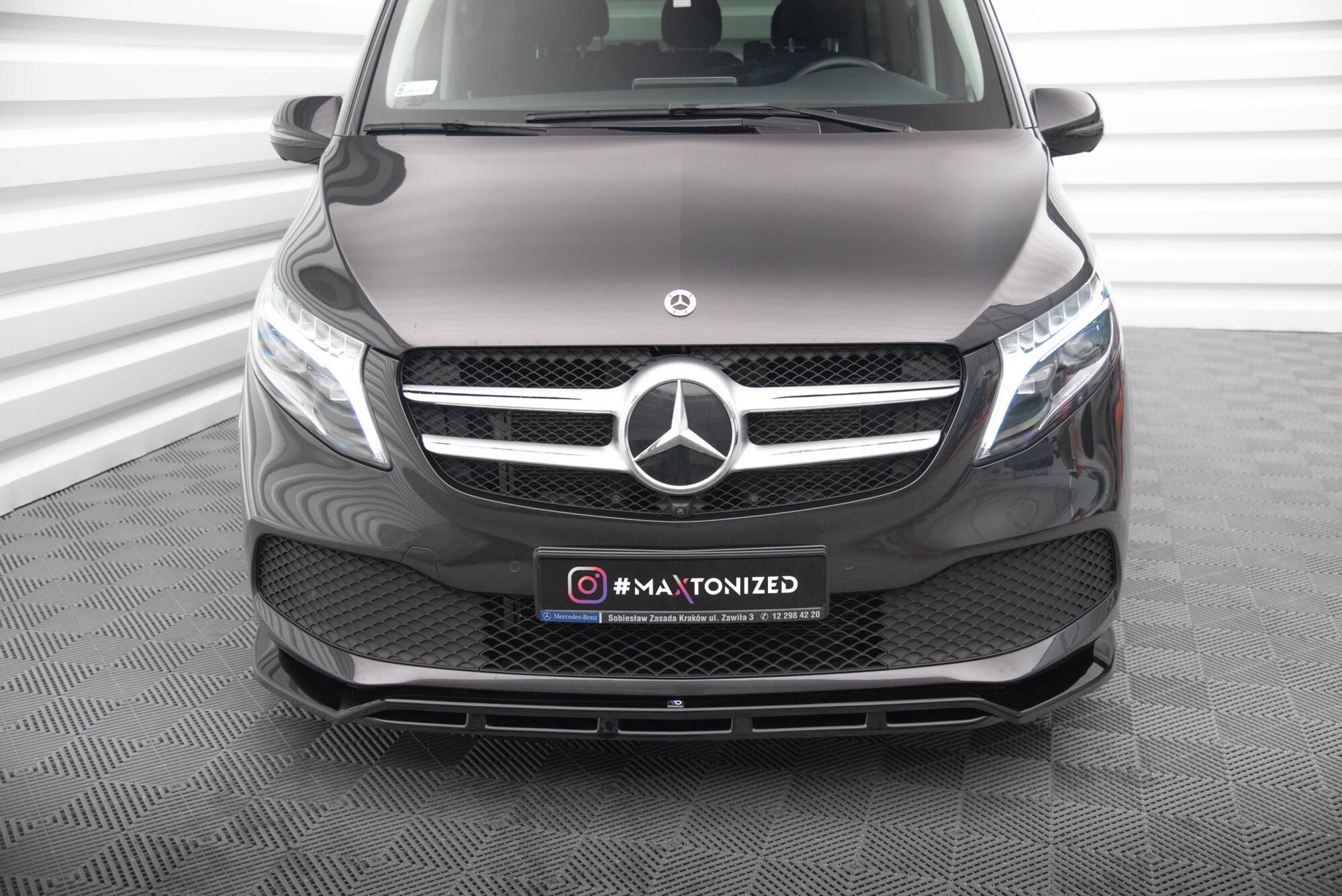 Front Splitter V.2 Mercedes-Benz V-Class W447 Facelift - Image 2