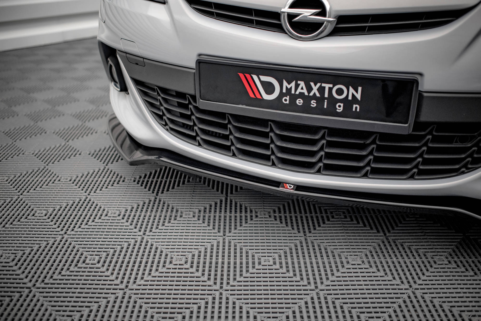 Front Splitter V.2 Opel Astra GTC OPC-Line J - Image 3