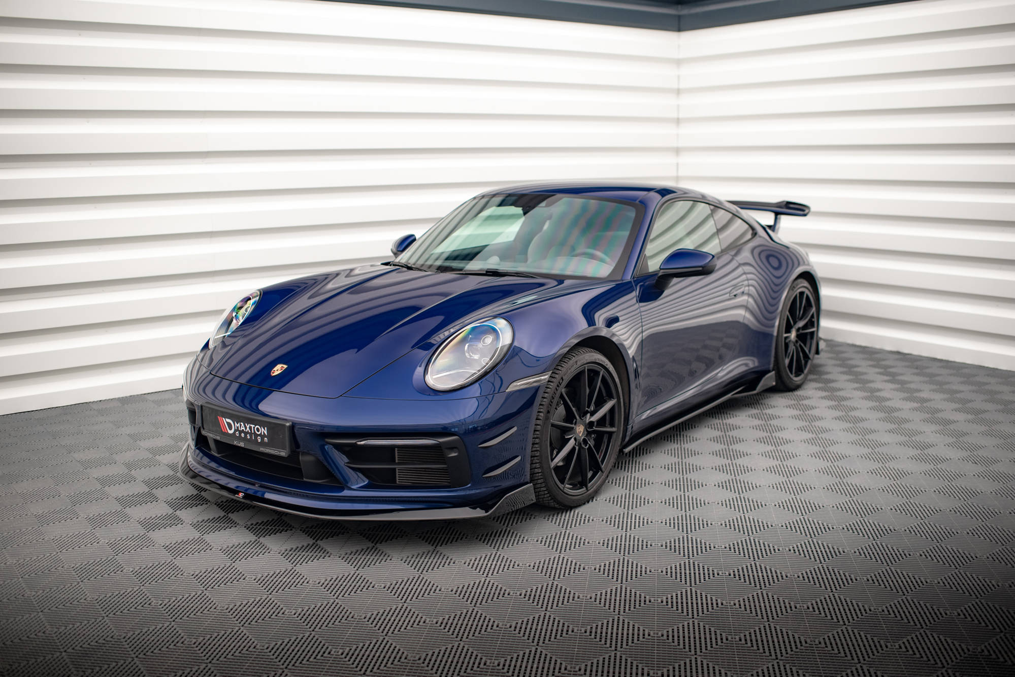 Front Splitter V.2 Porsche 911 Carrera Aero / Carrera GTS 992 - Image 4