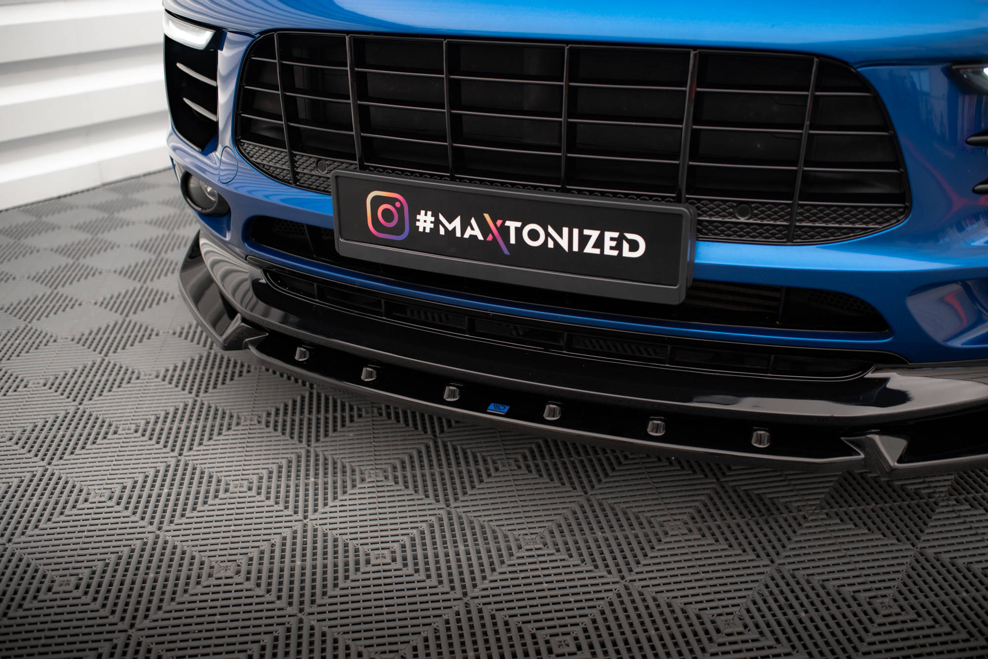 Front Splitter V.2 Porsche Macan Mk1 - Image 3