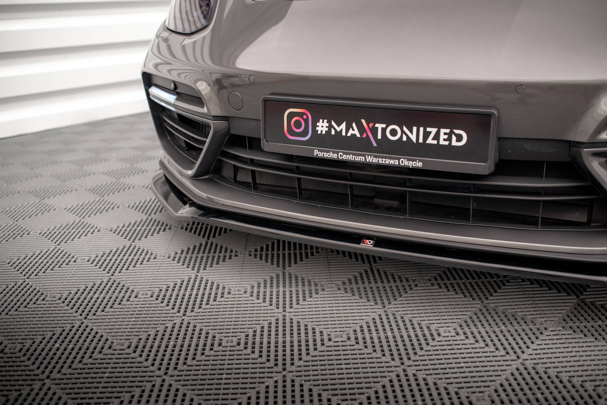 Front Splitter V.2 Porsche Panamera Turbo S E-Hybrid - Image 3