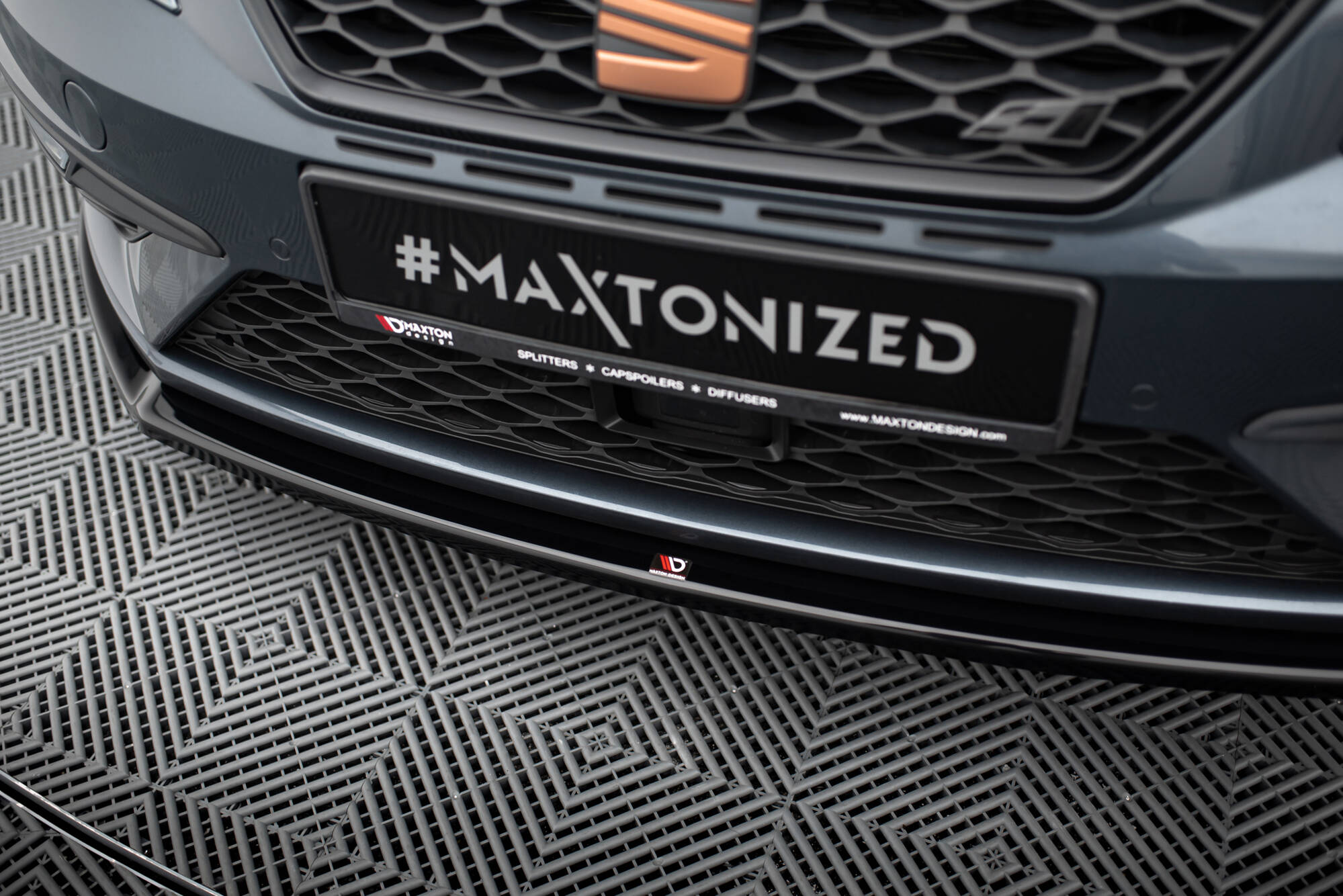 Front Splitter V.2 Seat Leon Cupra / FR Mk3 FL - Image 3