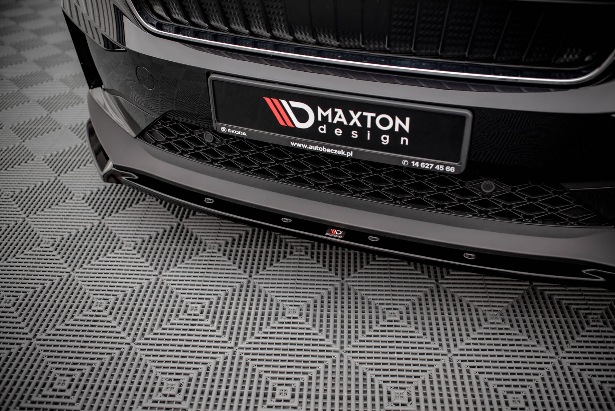 Front Splitter V.2 Skoda Enyaq iV - Image 3