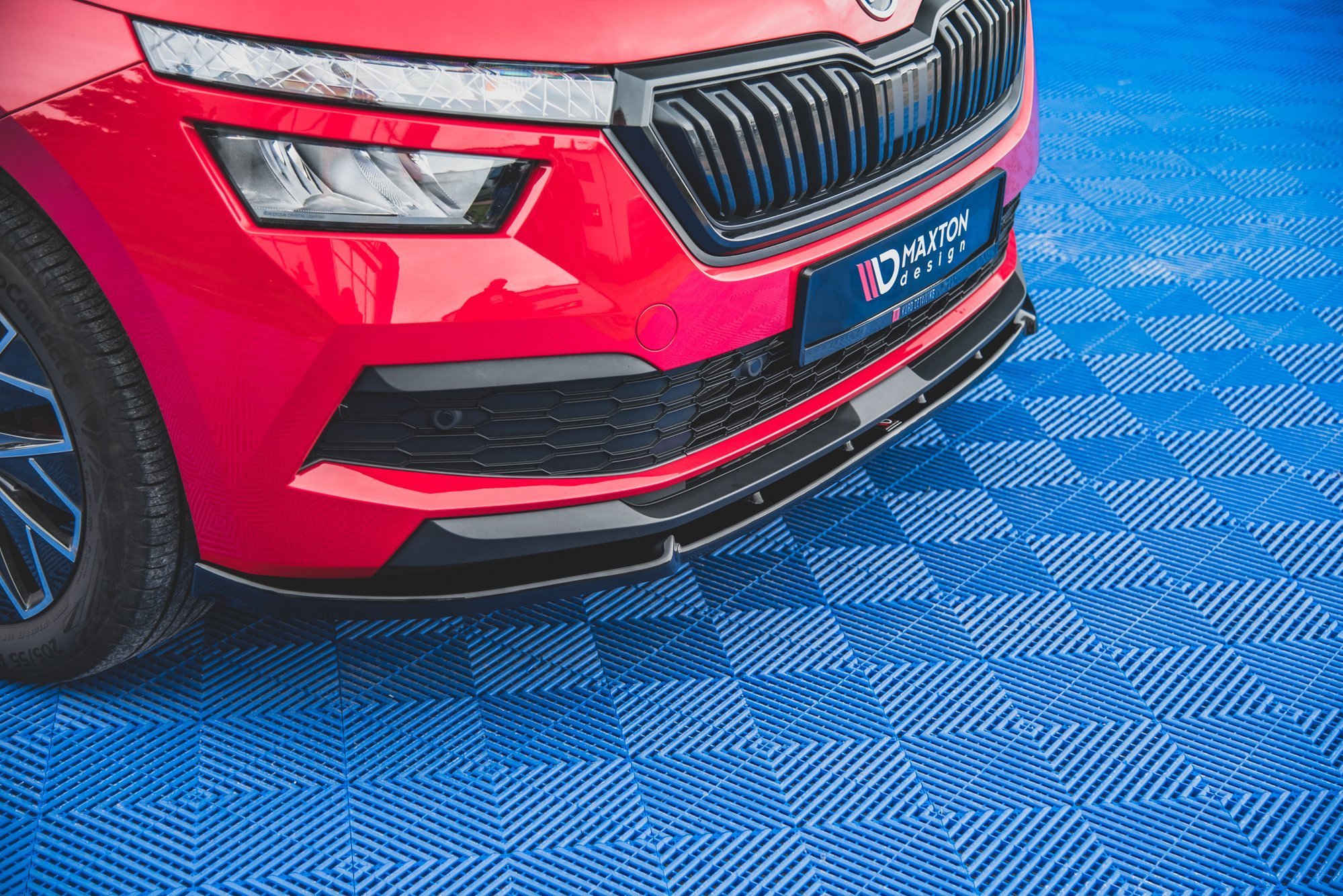 Front Splitter V.2 Skoda Kamiq Mk1 - Image 4