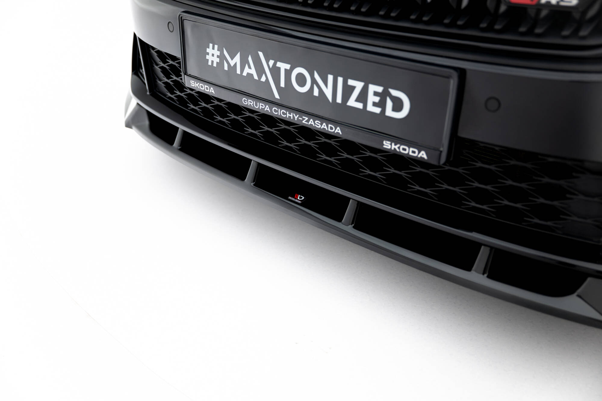 Front Splitter V.2 Skoda Octavia RS Liftback / Combi Mk4 Facelift - Image 4