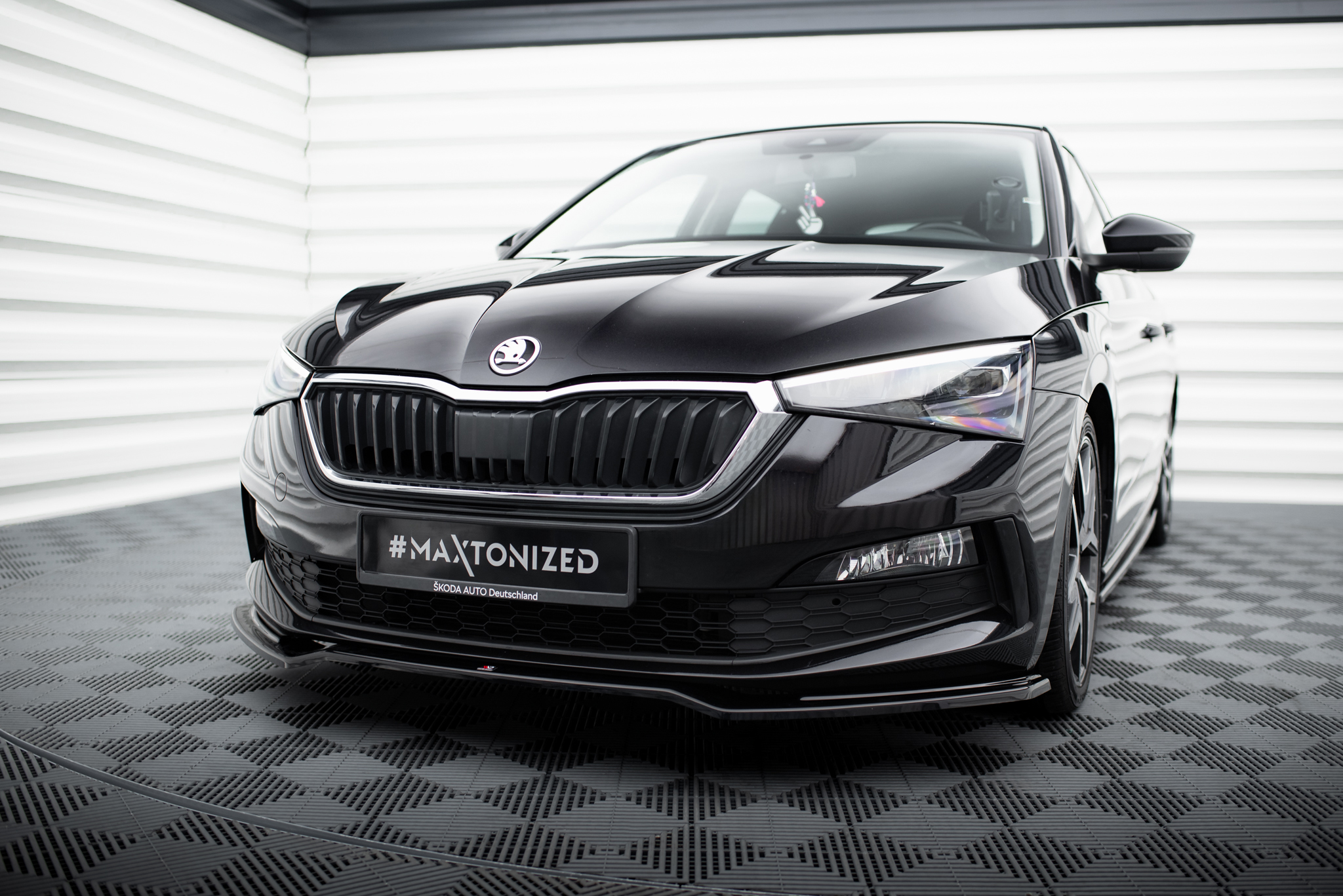 Front Splitter V.2 Skoda Scala
