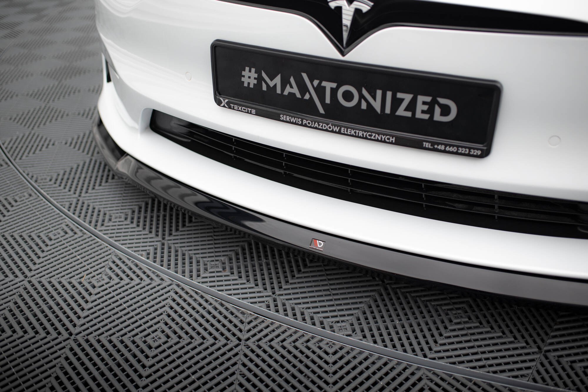 Front Splitter V.2 Tesla Model S Plaid Mk1 Facelift - Image 3