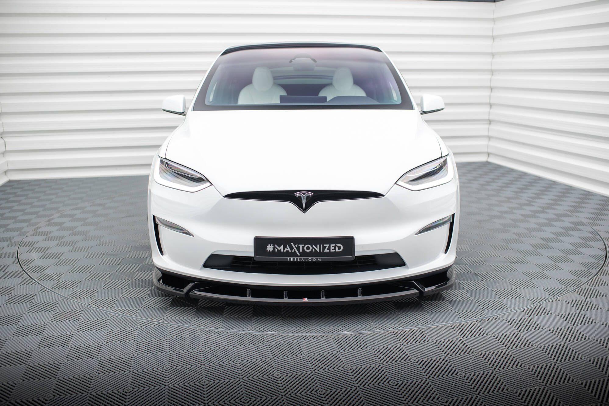 Front Splitter V.2 Tesla Model X Mk1 Facelift - Image 2