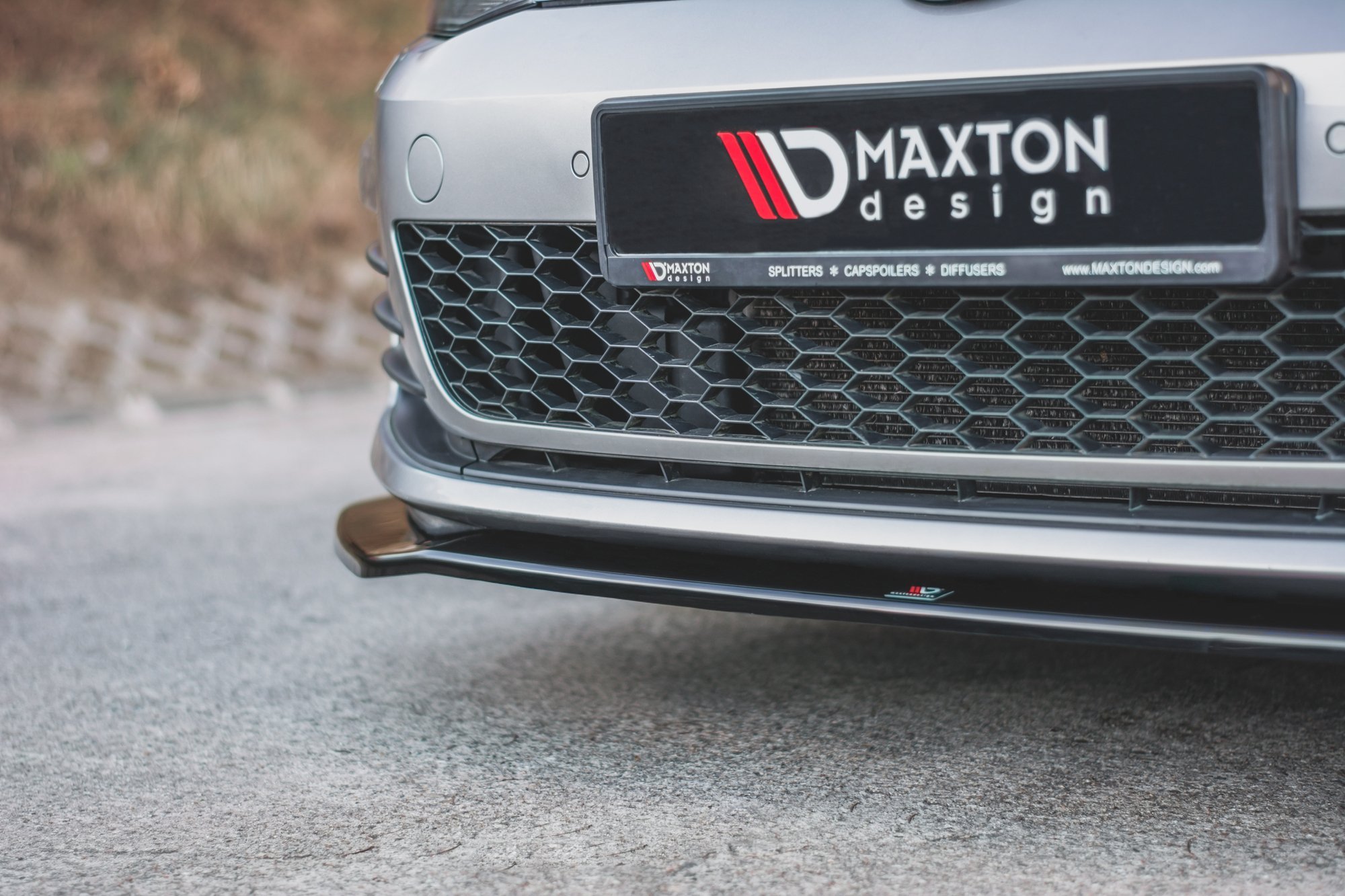 Front Splitter V.2 VW Golf 7 GTI - Image 3