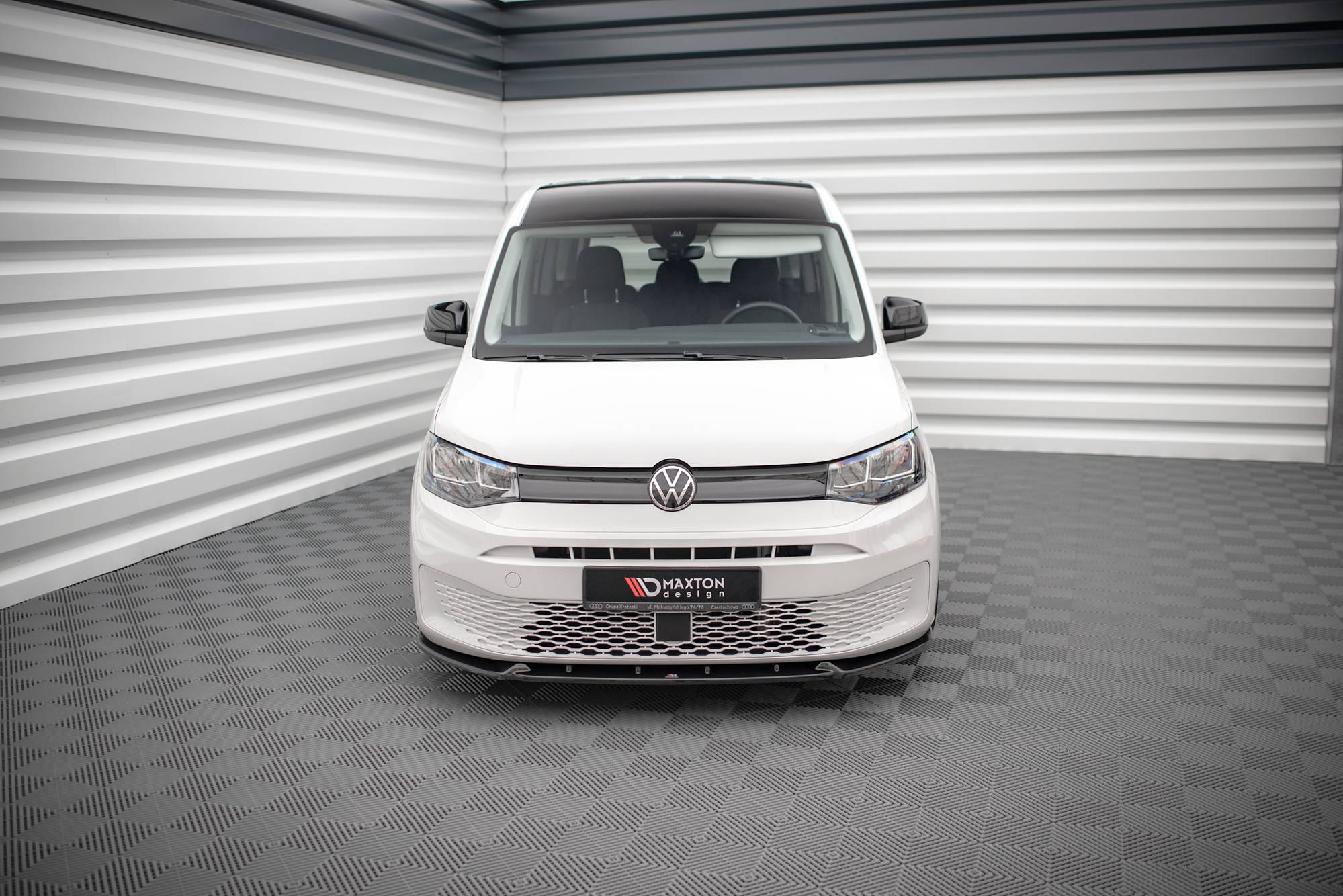 Front Splitter V.2 Volkswagen Caddy Mk5 - Image 2