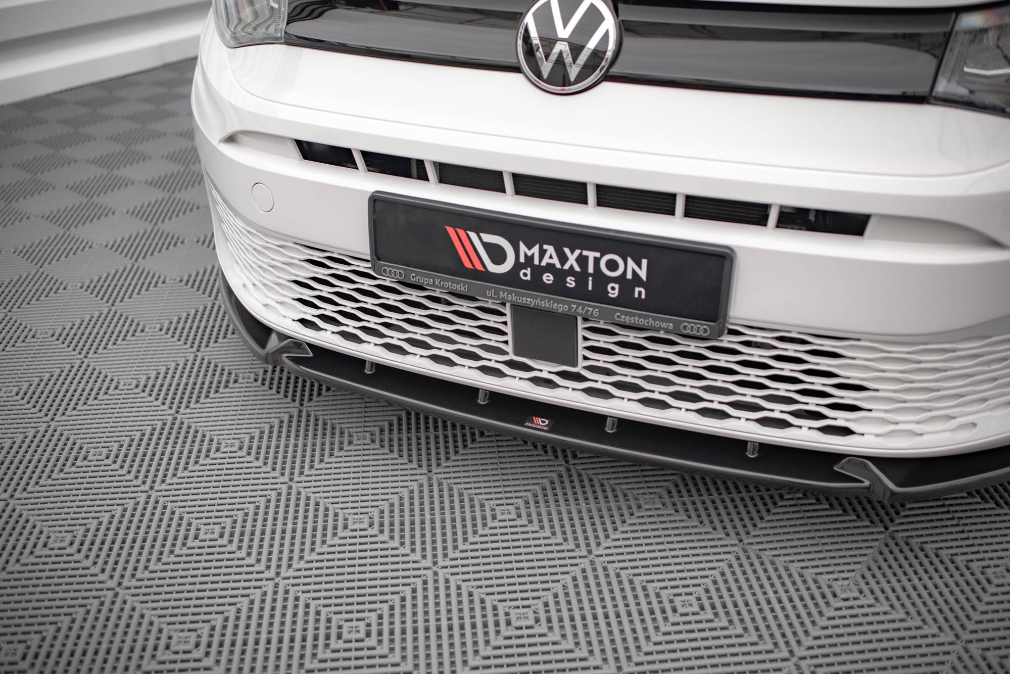 Front Splitter V.2 Volkswagen Caddy Mk5 - Image 3
