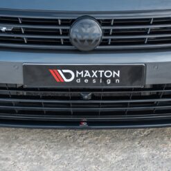 Alternative view of Front Splitter V.2 Volkswagen Passat R-Line B8