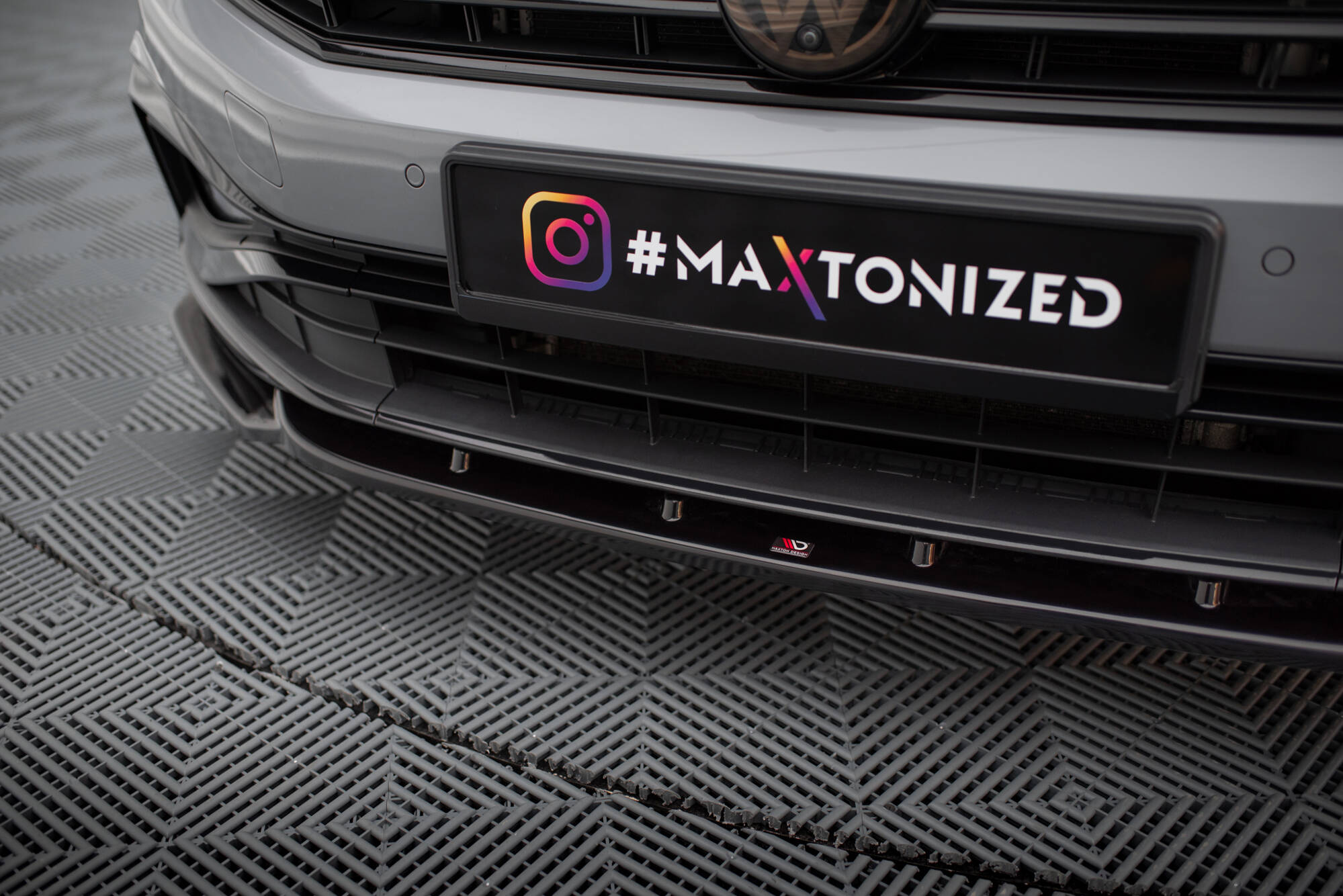 Front Splitter V.2 Volkswagen Passat R-Line B8 Facelift - Image 3