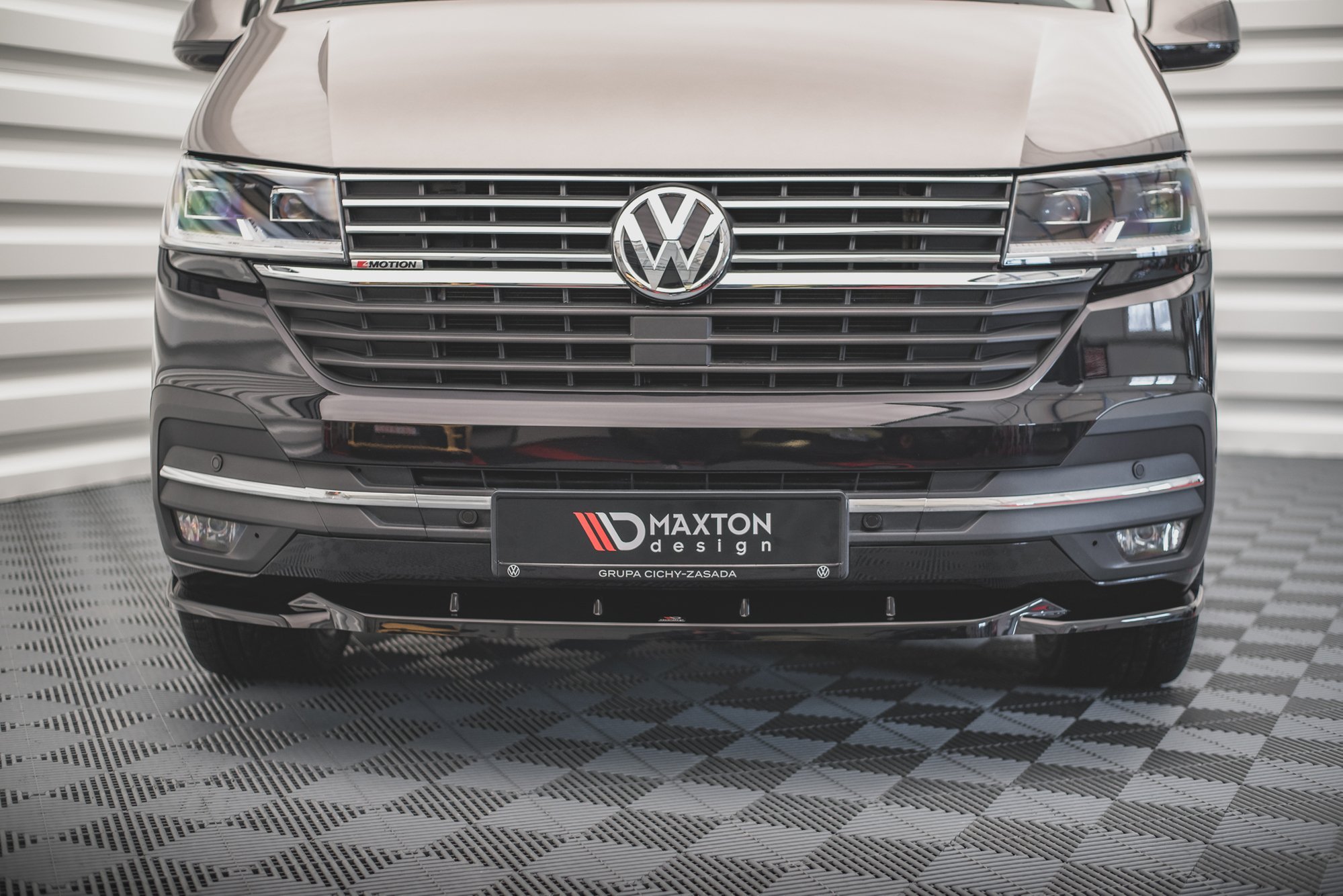 Front Splitter V.2 Volkswagen T6.1 - Image 2