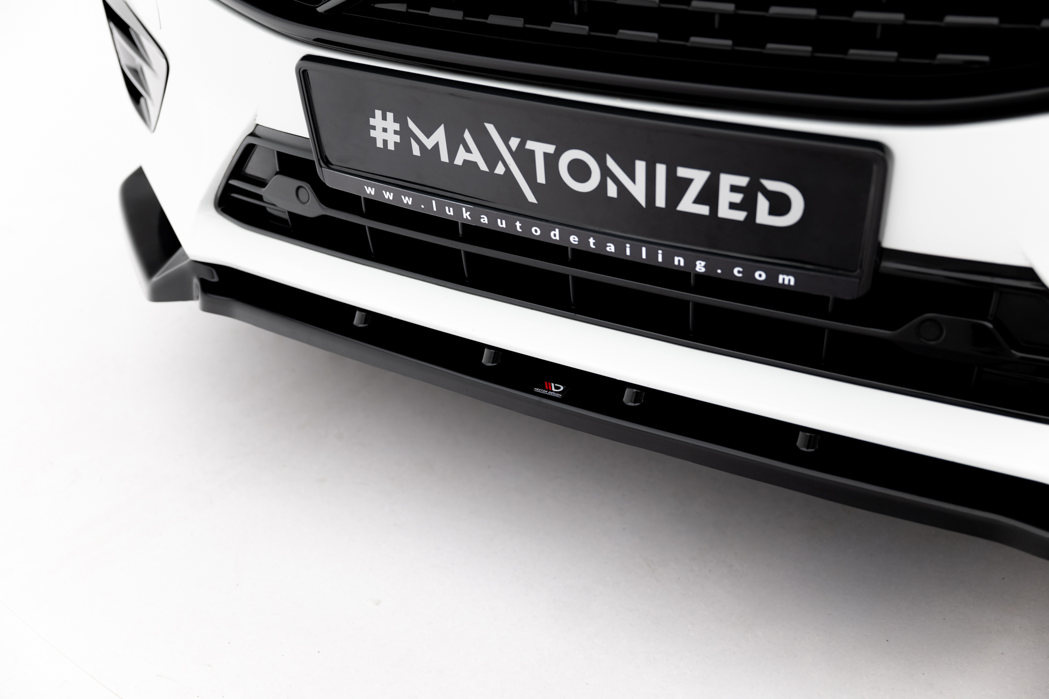 Front Splitter V.2 Volvo XC60 Mk2 R-Design - Image 3