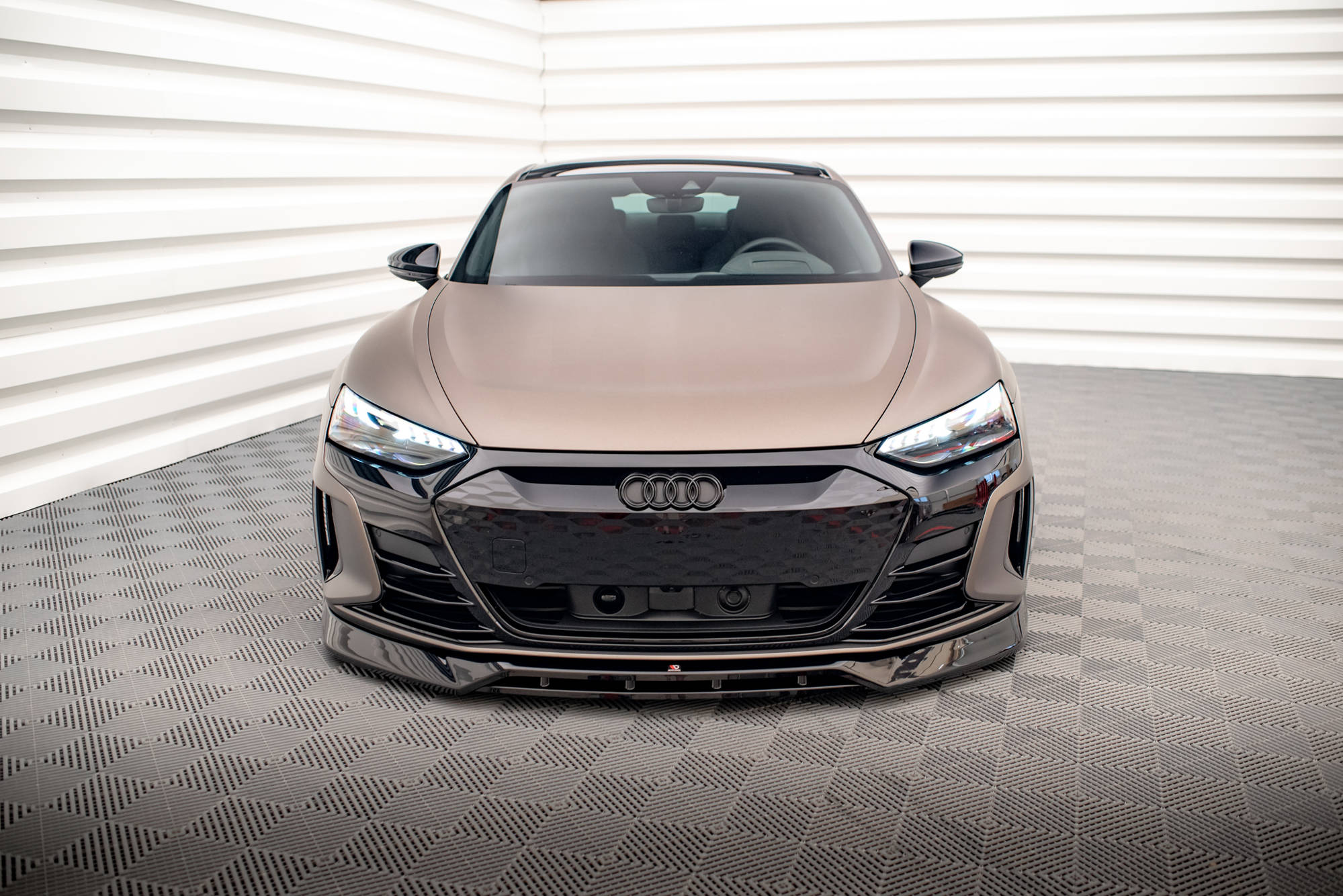 Front Splitter V.3 Audi e-Tron GT / RS GT Mk1 - Image 2