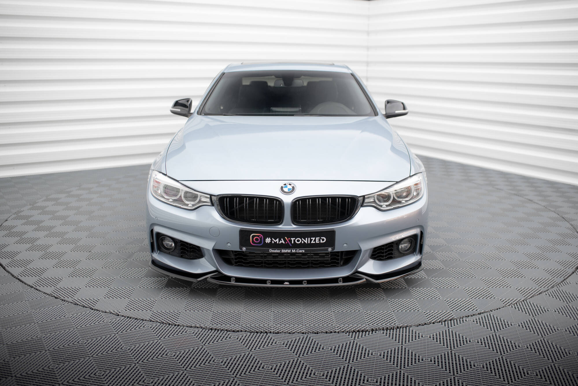 Front Splitter V.3 BMW 4 Coupe / Gran Coupe / Cabrio M-Pack F32 / F36 / F33 - Image 2
