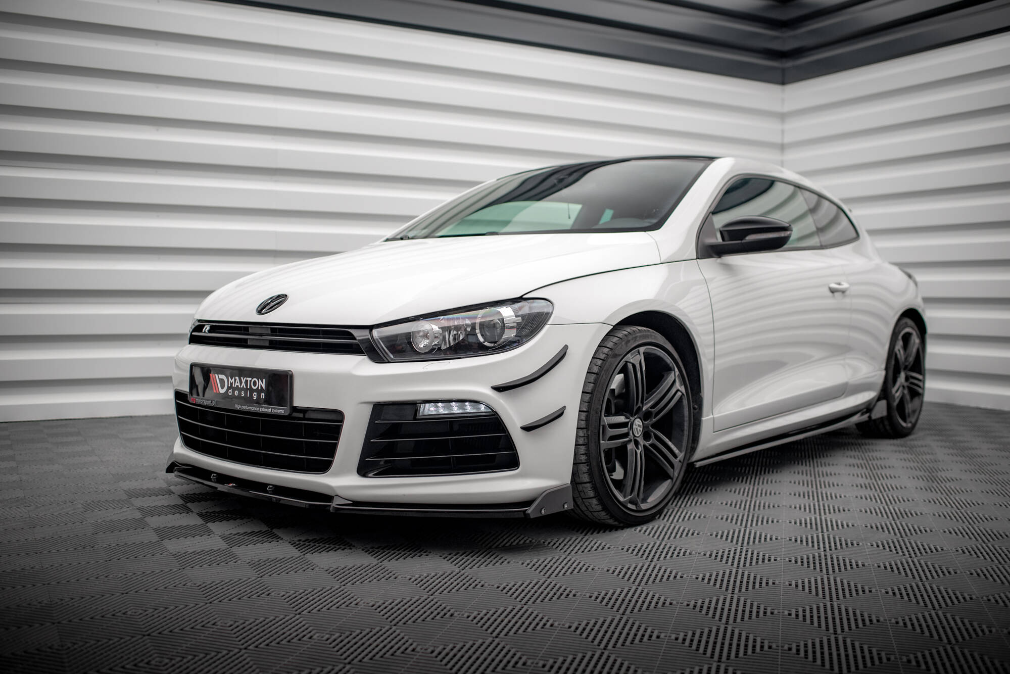 Front Splitter V.3 + Flaps Volkswagen Scirocco R Mk3 - Image 3