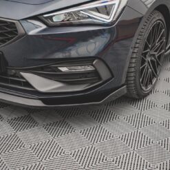 Alternative view of Front Splitter V.3 Seat Leon FR Mk4