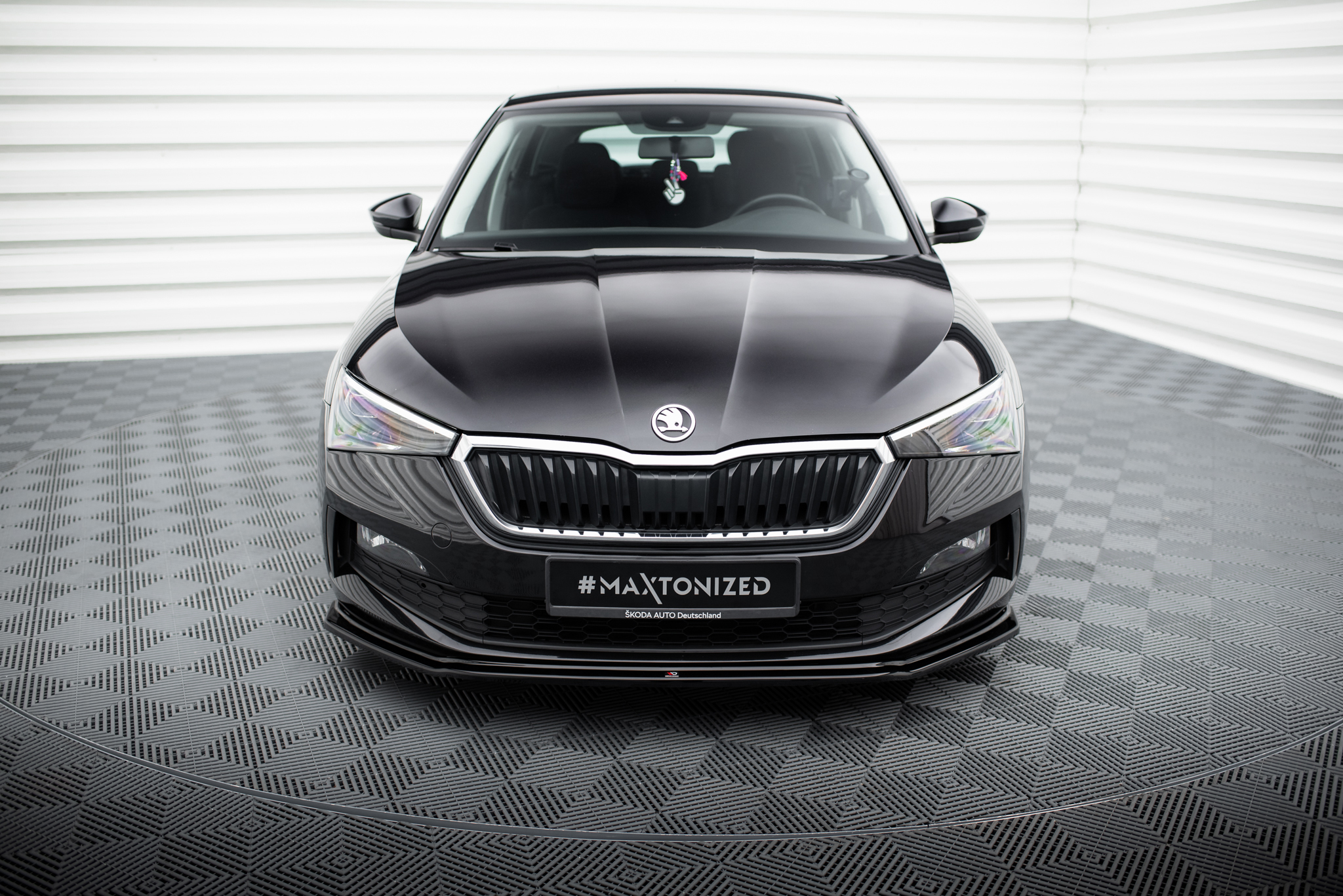 Front Splitter V.3 Skoda Scala - Image 2