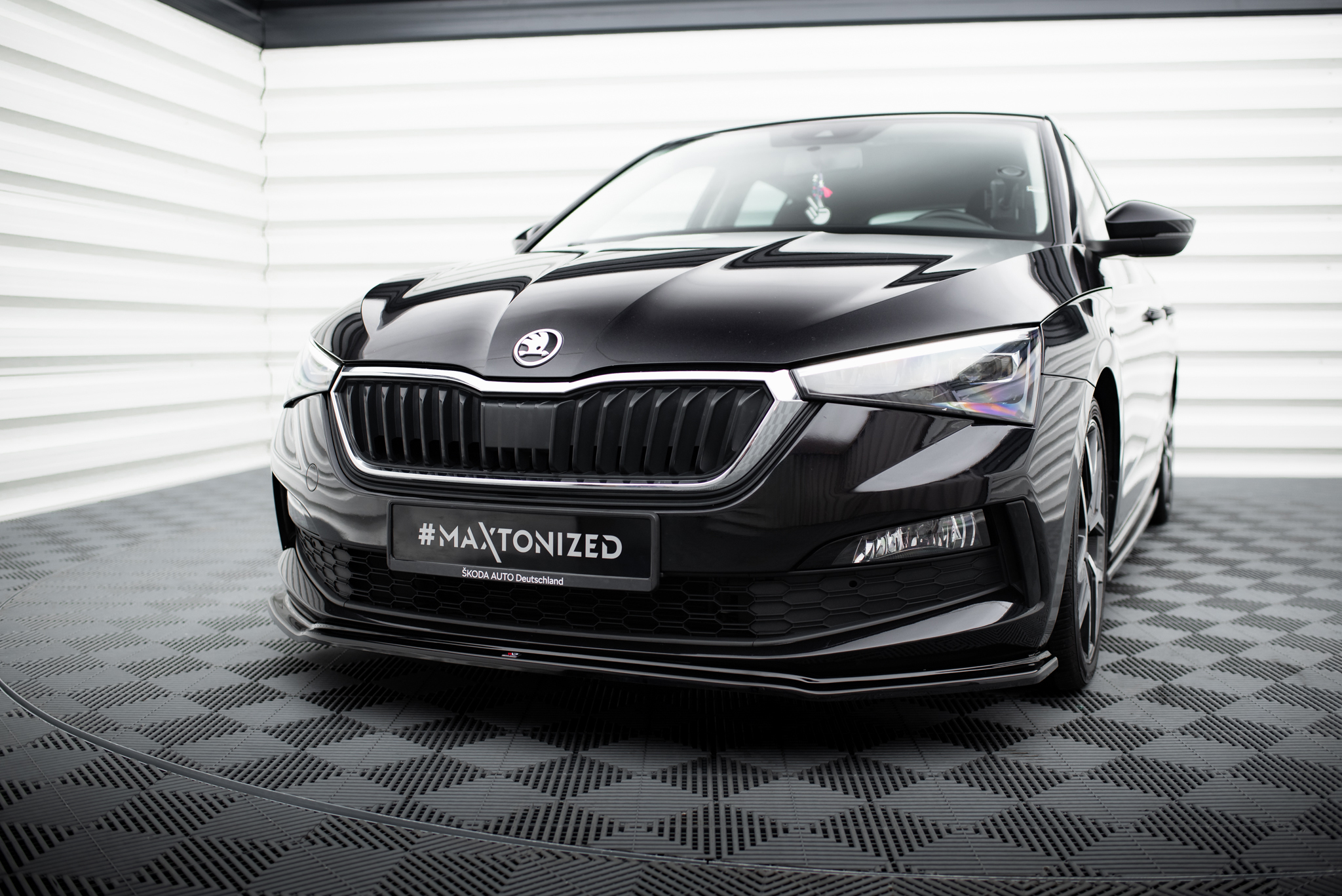 Front Splitter V.3 Skoda Scala
