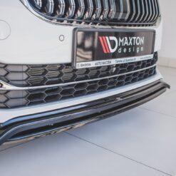 Alternative view of Front Splitter V.3 Skoda Superb Liftback / Combi Mk3 Facelift