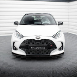 Alternative view of Front Splitter V.3 Toyota Yaris Mk4