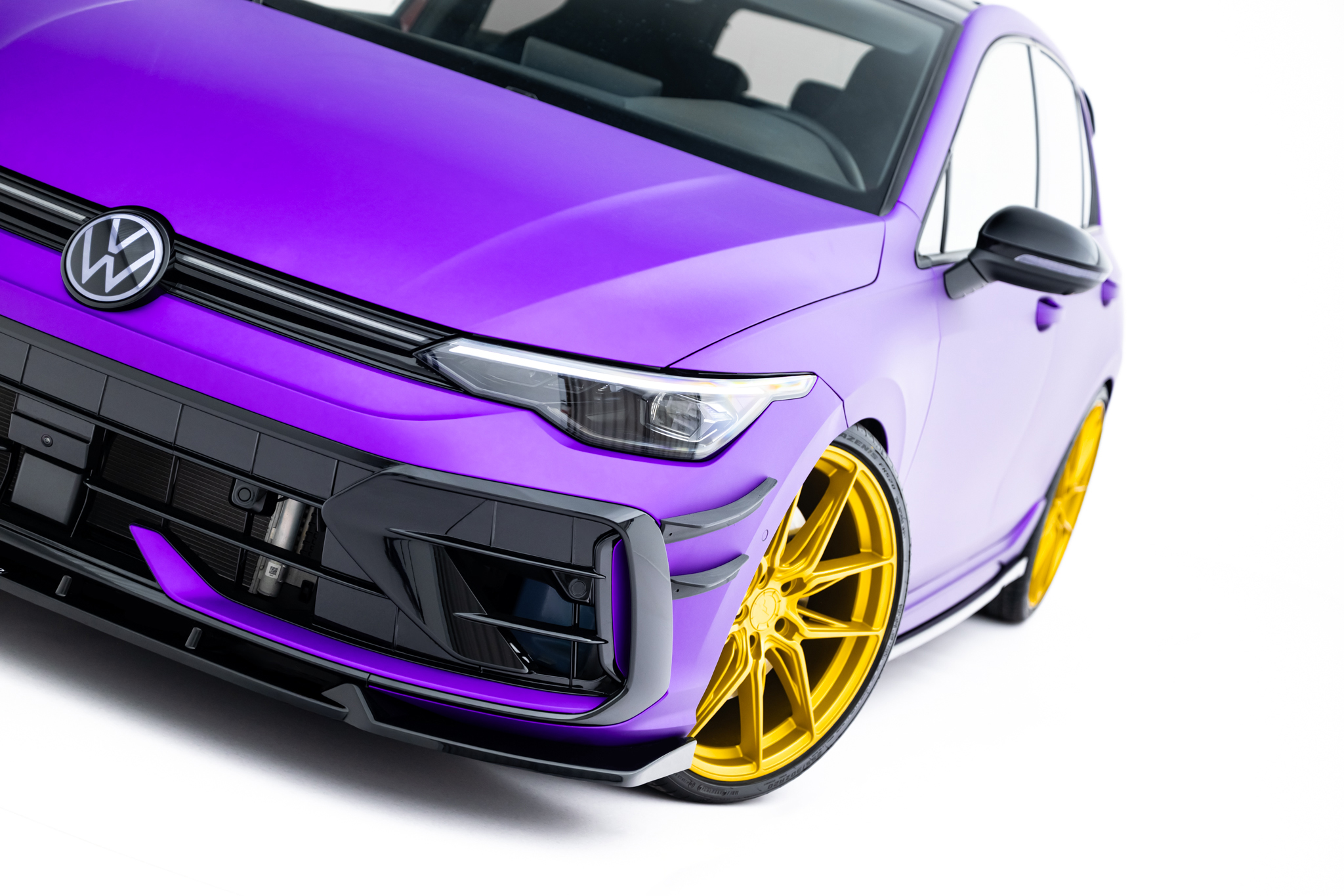 Front Splitter V.3 Volkswagen Golf R Hatchback Mk8 Facelift - Image 4