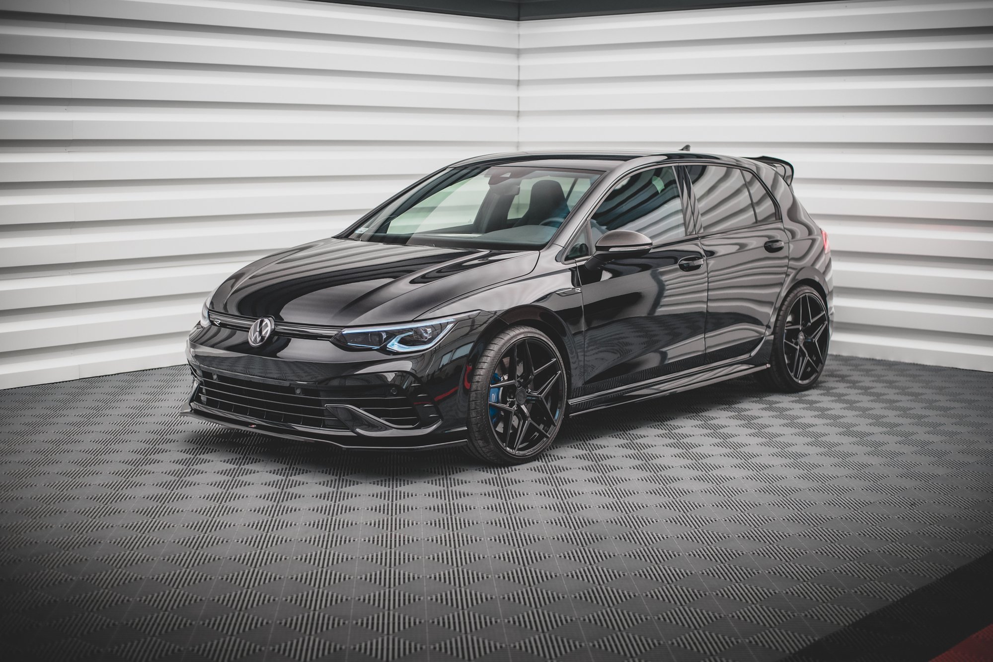 Front Splitter V.3 Volkswagen Golf R Mk8 - Image 3