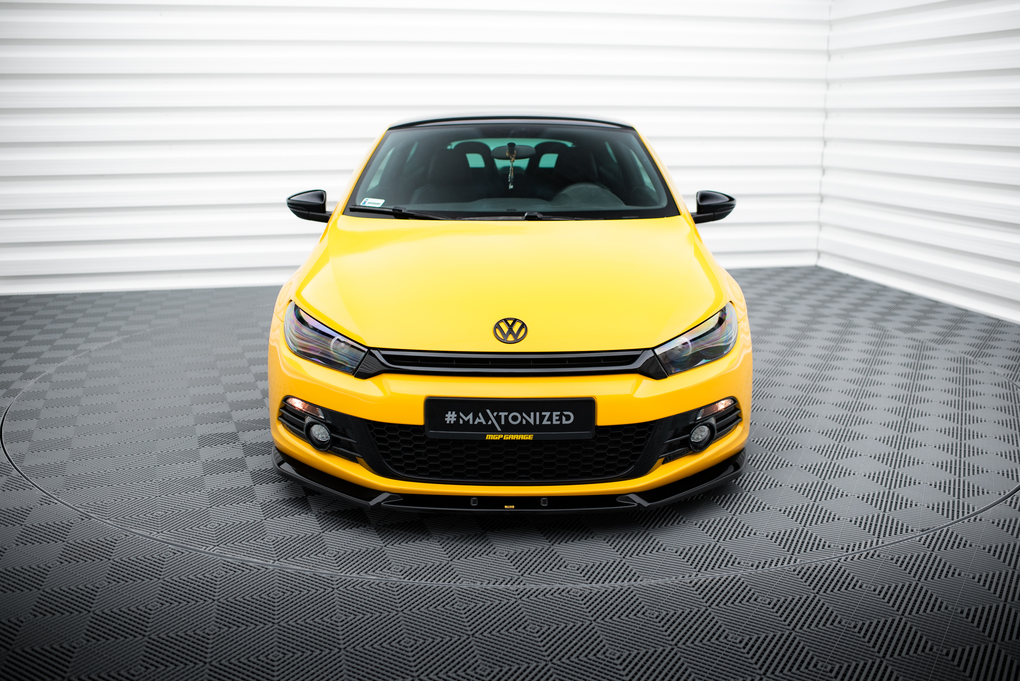 Front Splitter V.3 Volkswagen Scirocco Mk3 - Image 2
