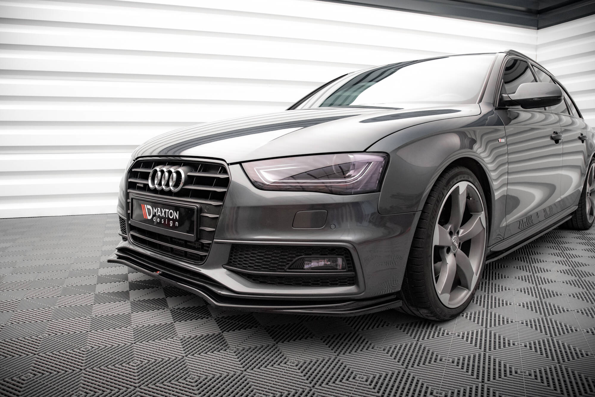 Front Splitter V.4 Audi A4 S-Line / S4 B8 Facelift - Image 2