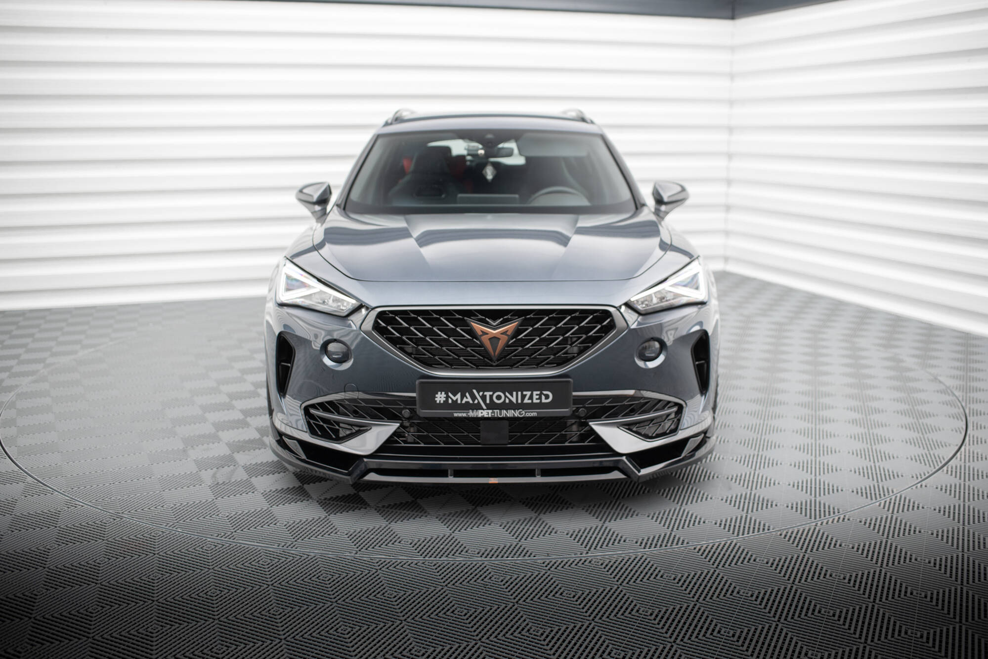 Front Splitter V.4 Cupra Formentor Mk1 - Image 2