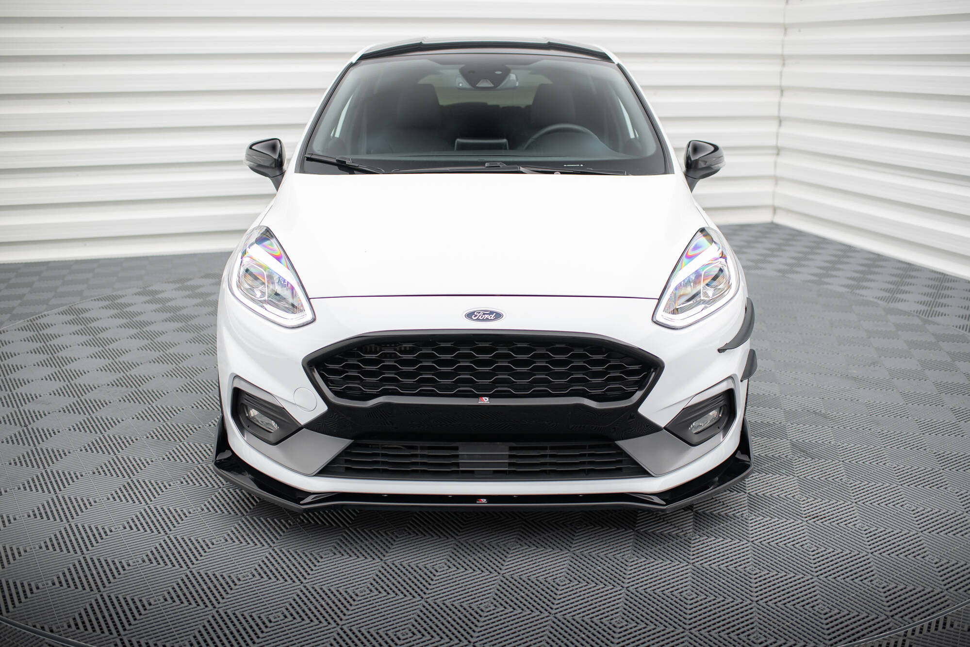 Front Splitter V.4 + Flaps Ford Fiesta ST / ST-Line - Image 2