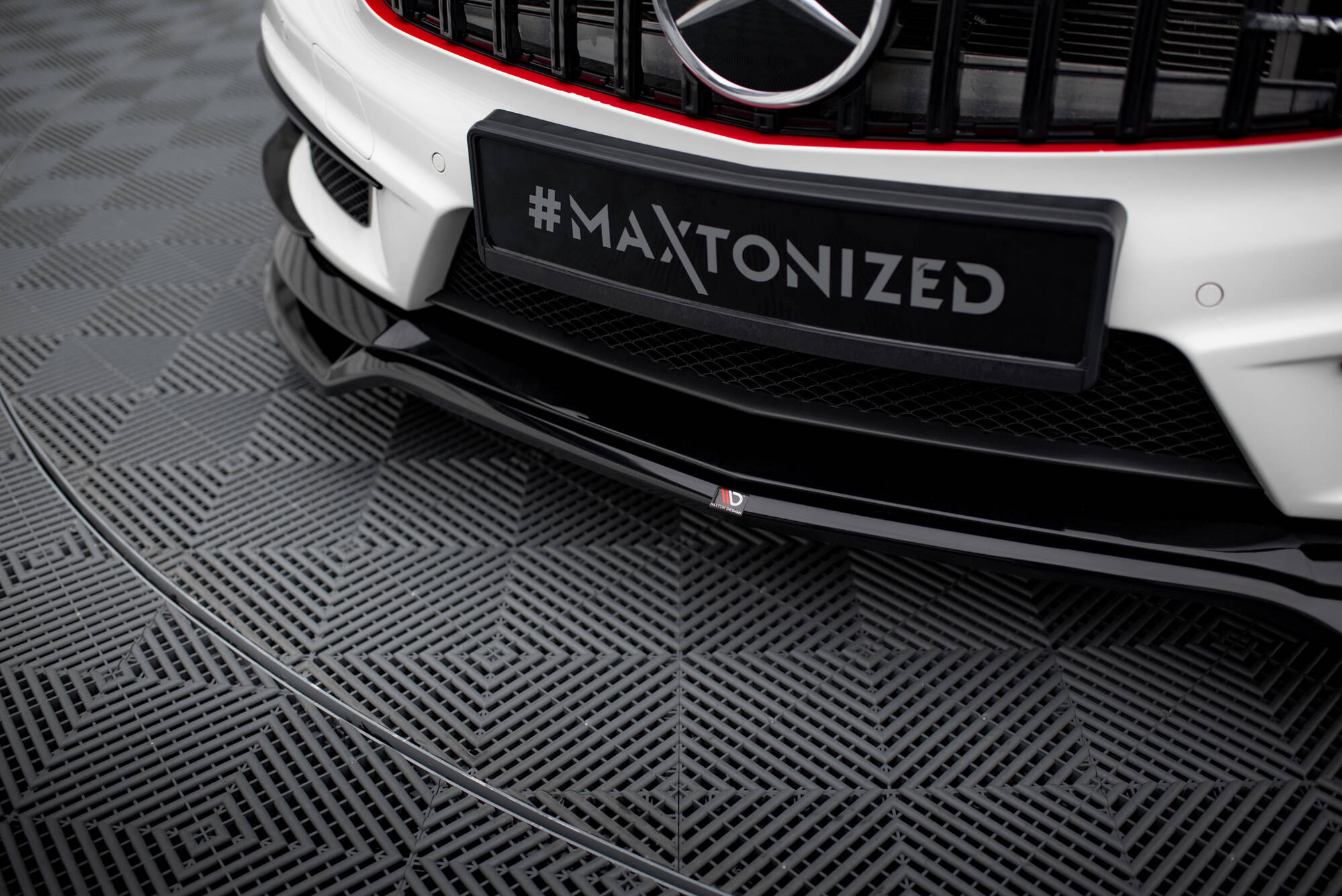 Front Splitter V.4 Mercedes-Benz A45 AMG W176 - Image 3