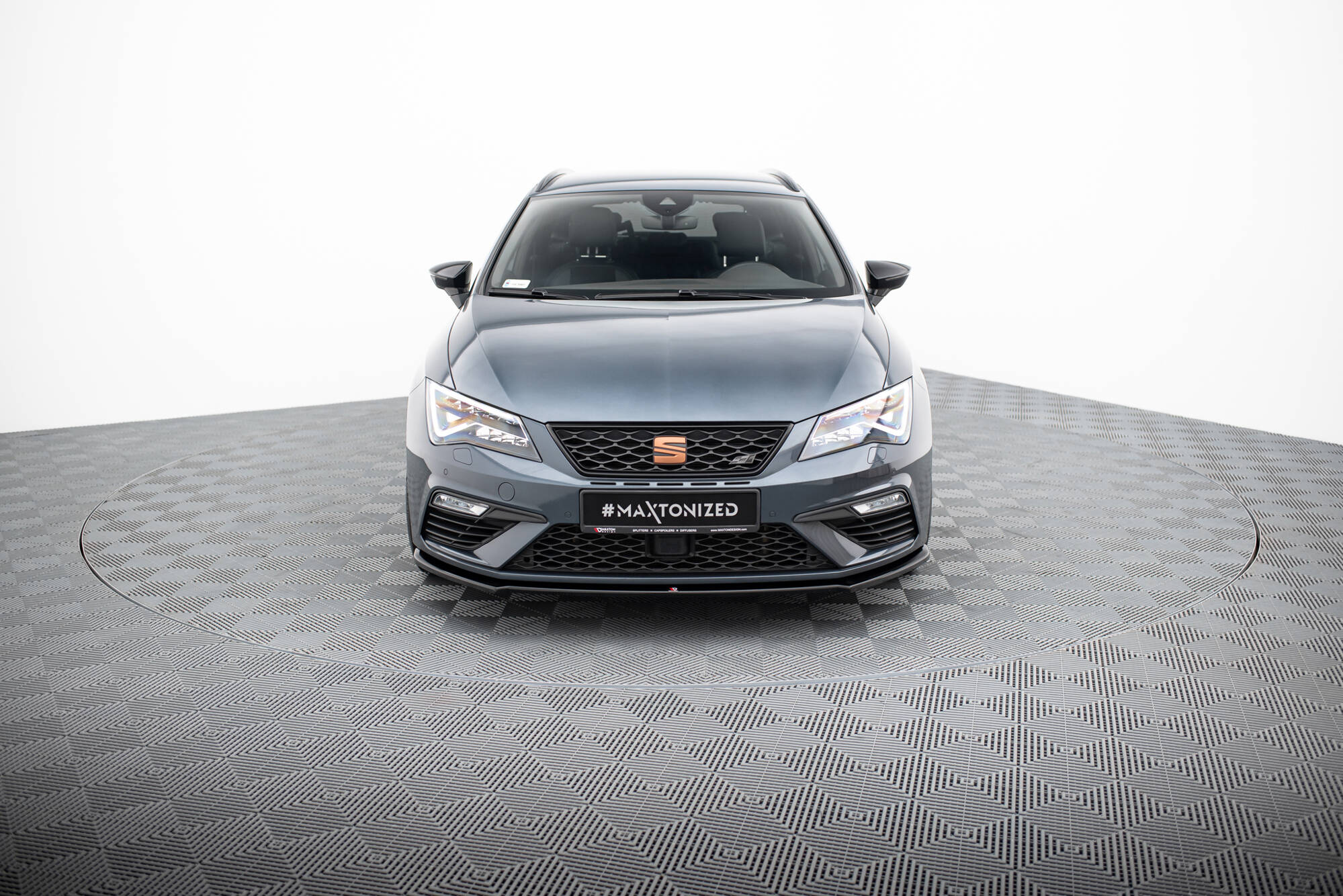 Front Splitter V.4 Seat Leon Cupra / FR Mk3 FL - Image 2