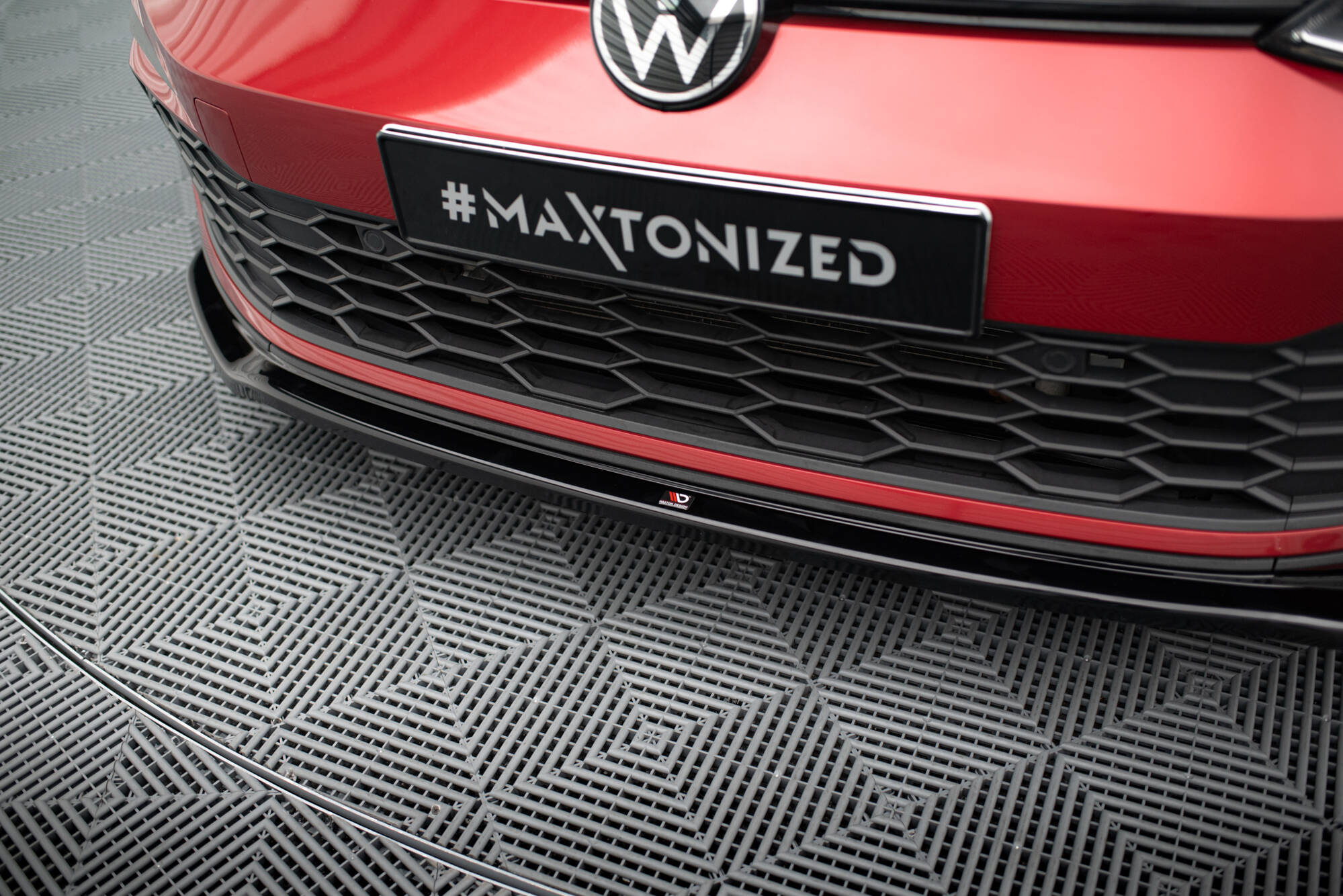 Front Splitter V.4 Volkswagen Golf GTI / GTE / GTD / R-Line Mk8 - Image 3