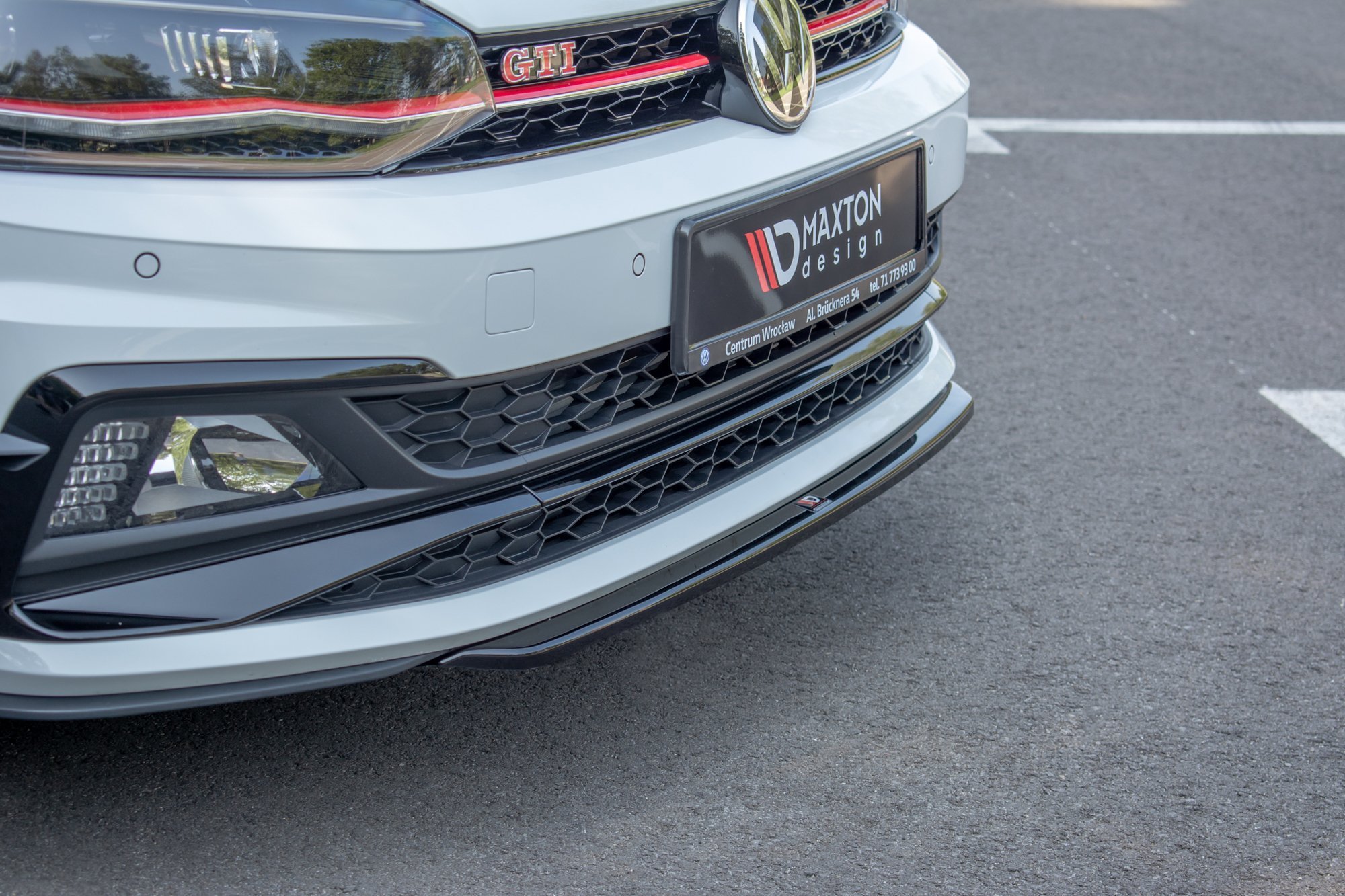 Front Splitter V.4 Volkswagen Polo GTI / R-line Mk6 - Image 4