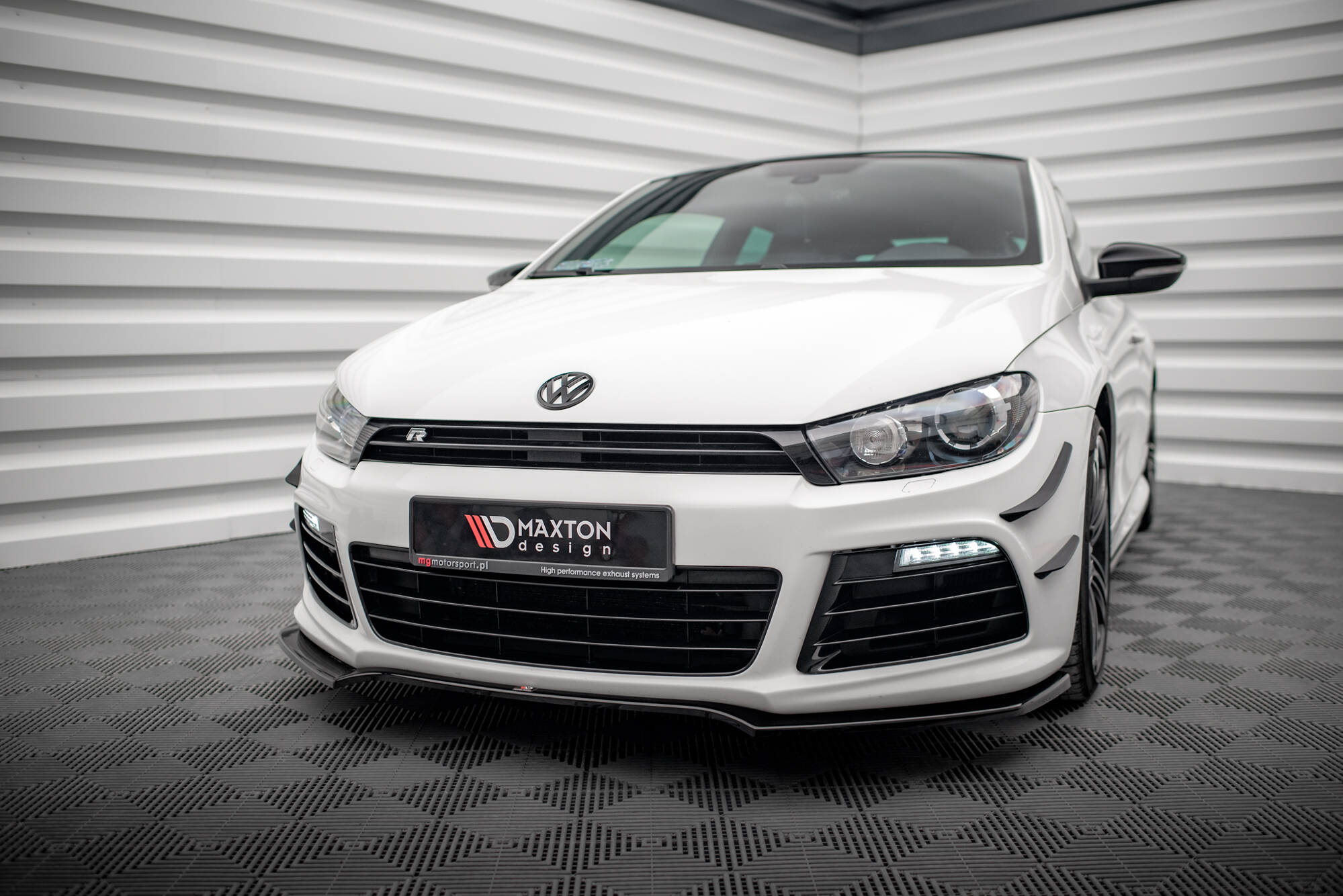 Front Splitter V.4 Volkswagen Scirocco R Mk3 - Image 2