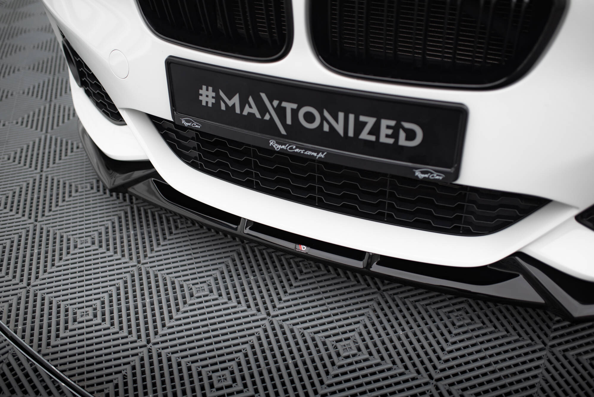 Front Splitter V.5 BMW 1 M-Pack / M140i F20 Facelift - Image 3
