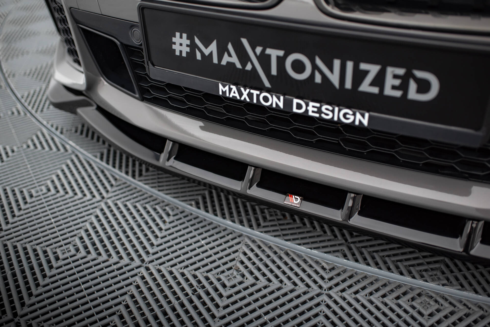 Front Splitter V.5 BMW 7 M-Pack G11 / G12 Facelift - Image 3