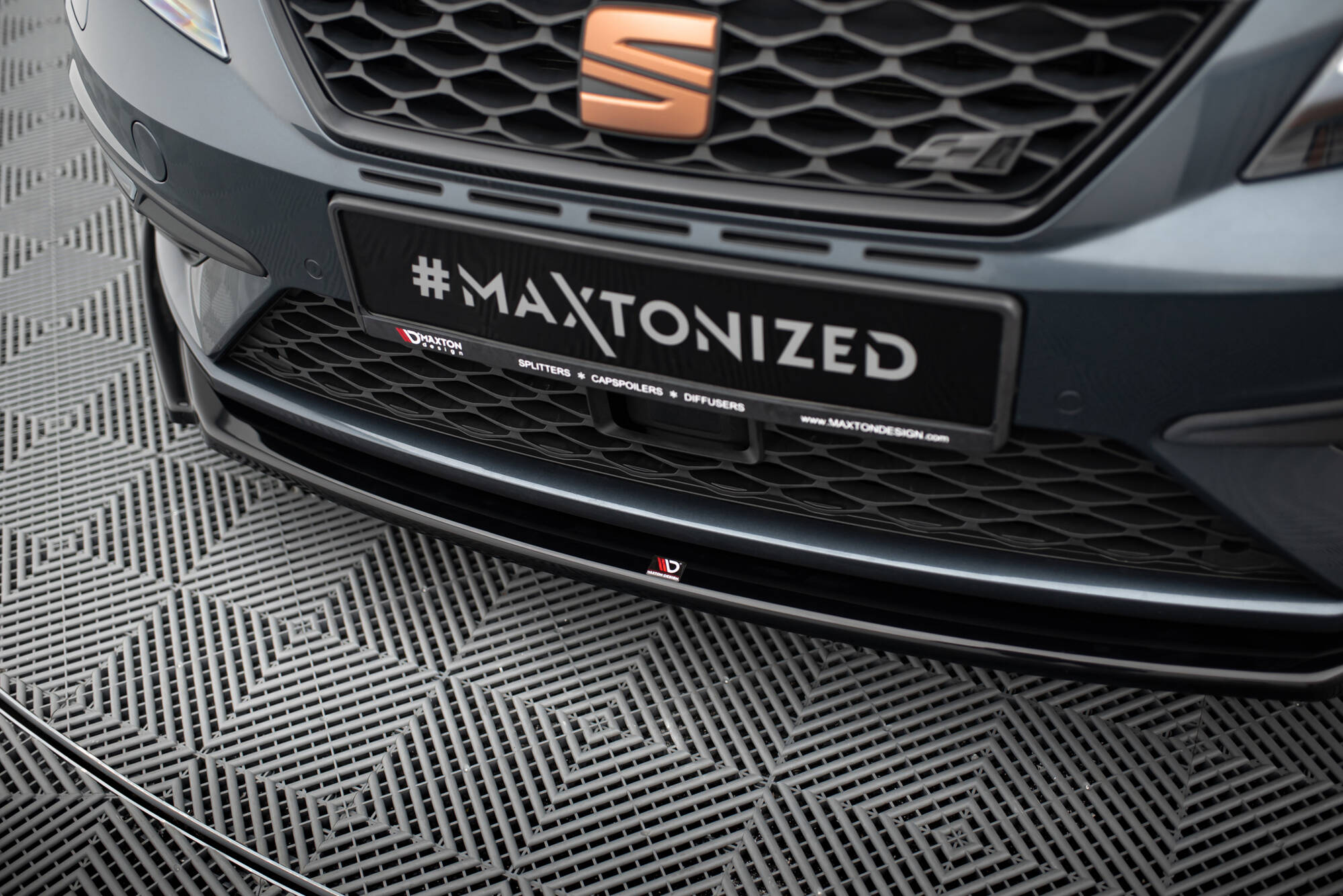 Front Splitter V.5 Seat Leon Cupra / FR Mk3 FL - Image 3